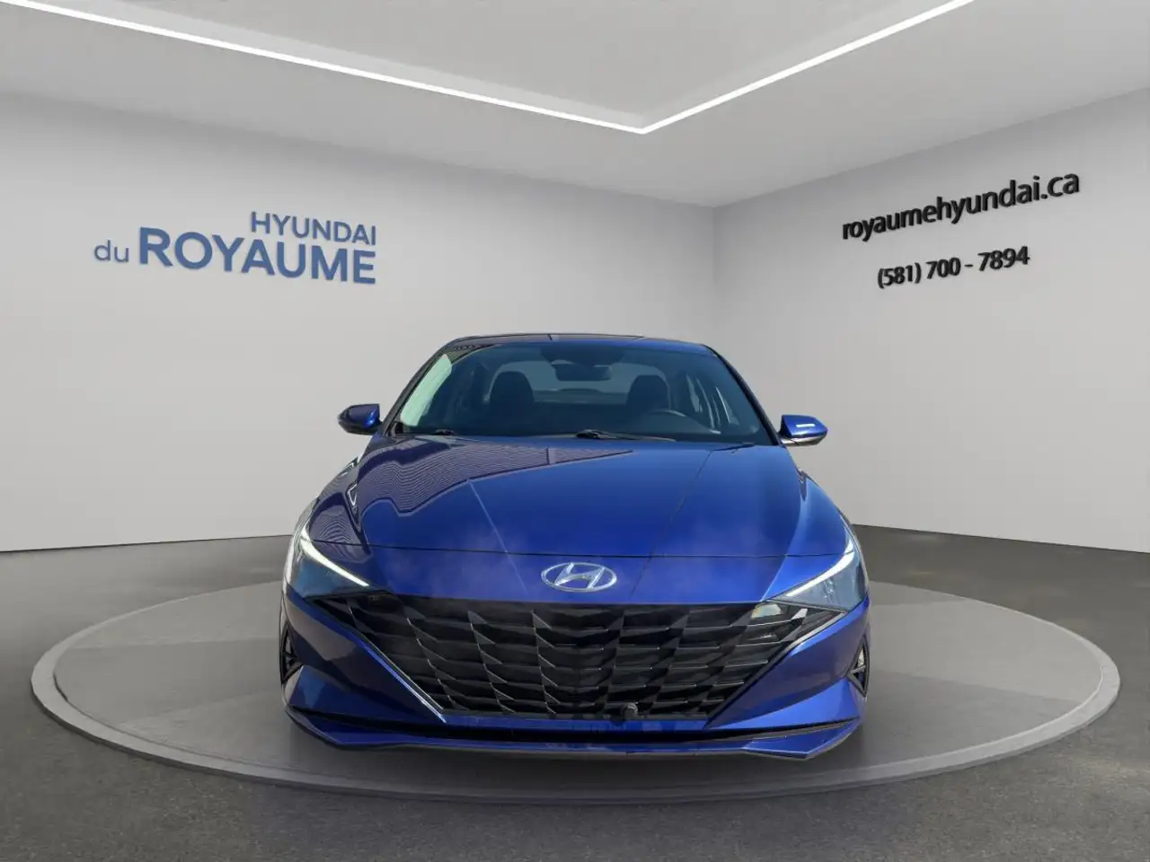 Hyundai ELANTRA снимка Hyundai ELANTRA