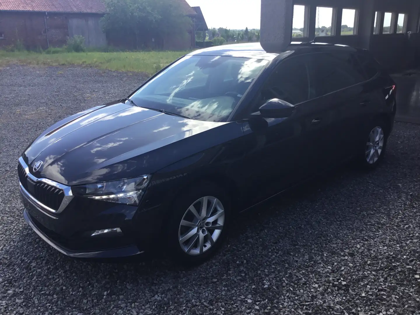 Skoda Scala 1.0 TSI Ambition 85KW VIRTUEL , APP , NAVI , PARK Noir - 1
