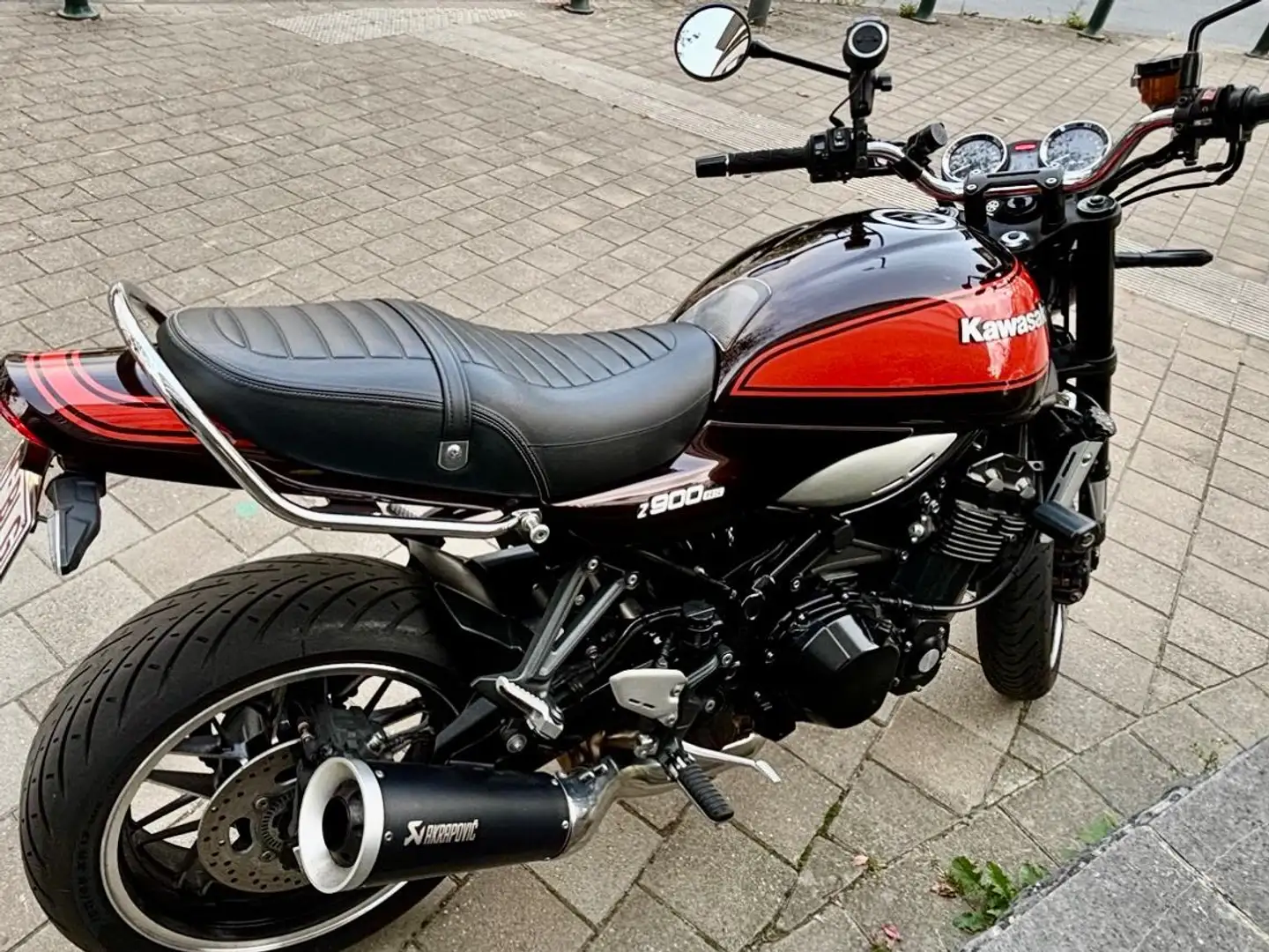 Kawasaki Z900RS Orange - 2