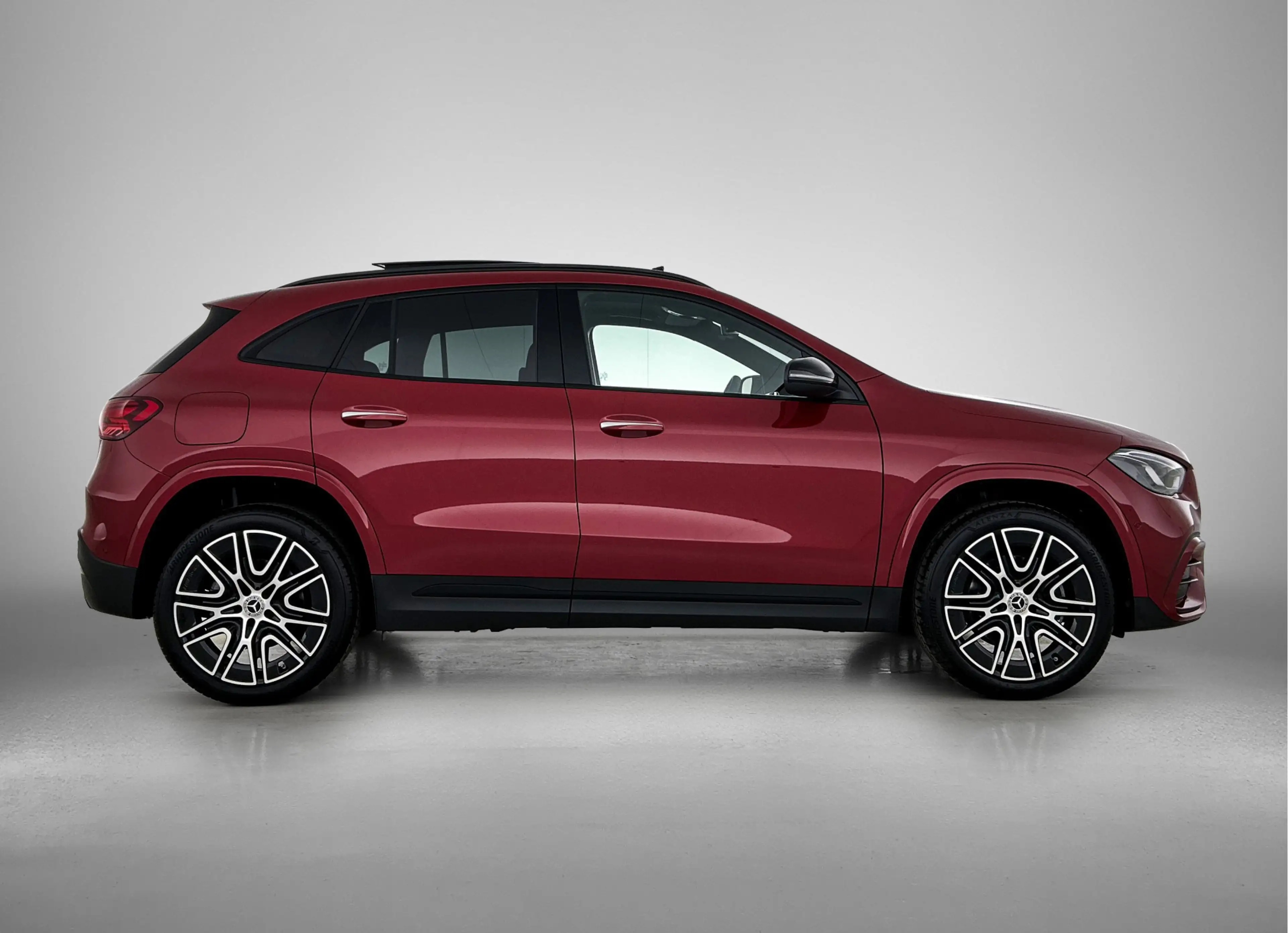 Mercedes-Benz GLA 250 e 140 Year Edition | Nightpakket | Spiegelpakket | — photo 14