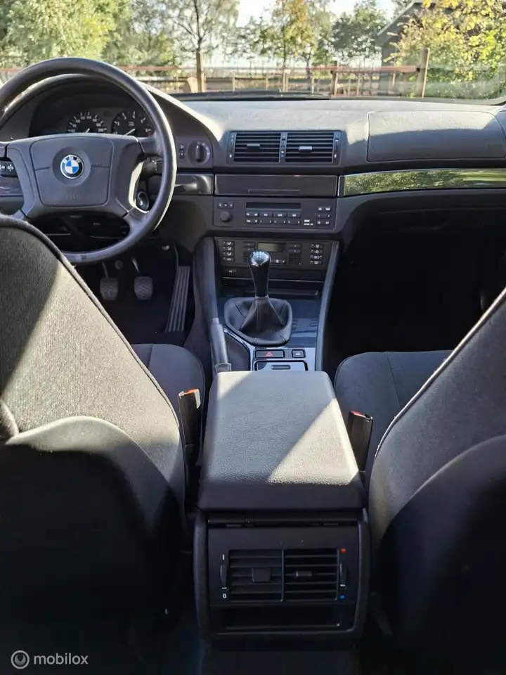 BMW 520i E39, foto 9