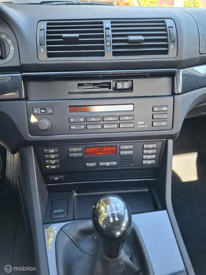 BMW 520i E39, foto 10