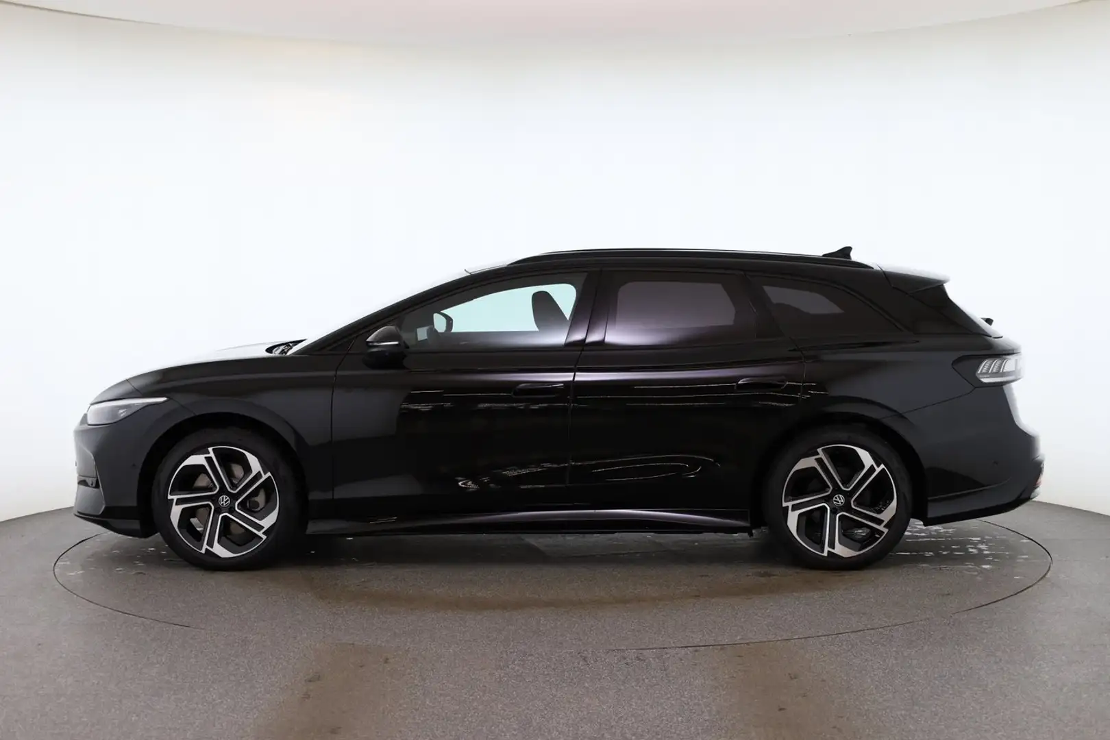 Volkswagen ID.7 Tourer GTX 4MOTION 250kW Business Schwarz - 2