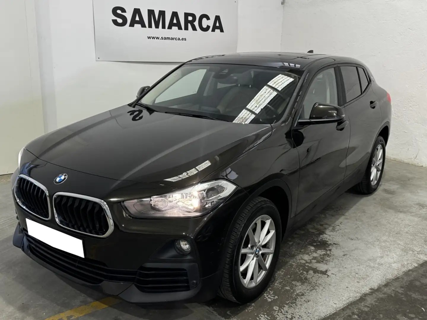 BMW X2 sDrive 20dA Gris - 1