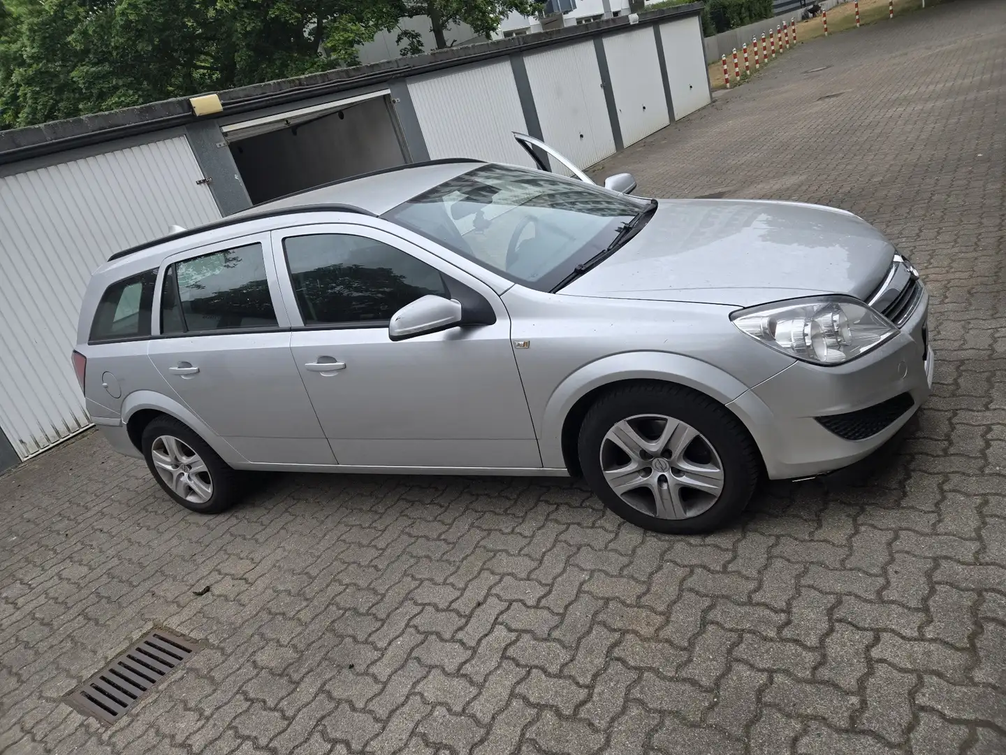 Opel Astra 2.0 DI Caravan Selection - 2