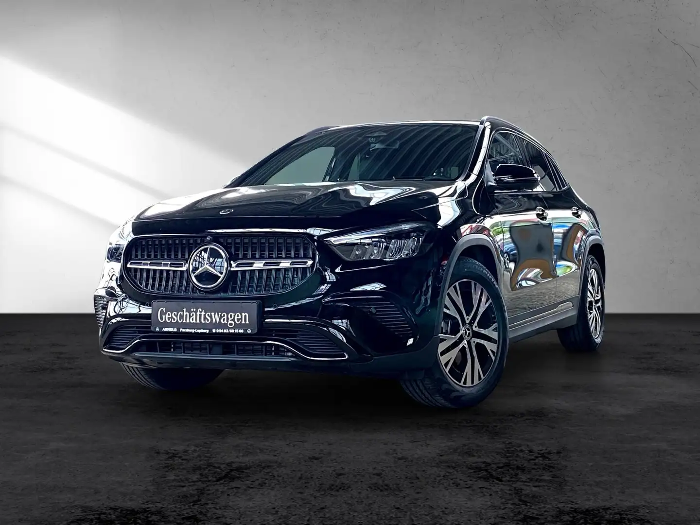 Mercedes-Benz GLA 180 GLA 180 Progressive Distr. Totw. 360° el-Klappe Černá - 2