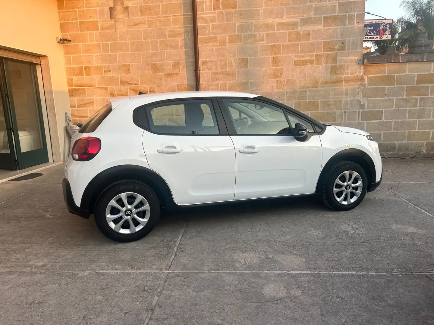Citroen C3 BlueHDi 100 S&S Feel Bianco - 2