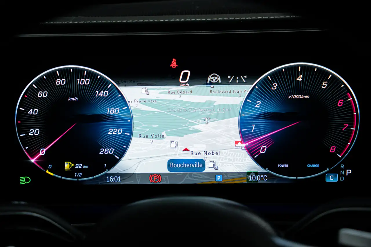 Mercedes-Benz GLE снимка Mercedes-Benz GLE