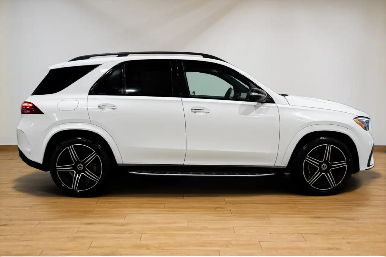 Mercedes-Benz GLE снимка Mercedes-Benz GLE