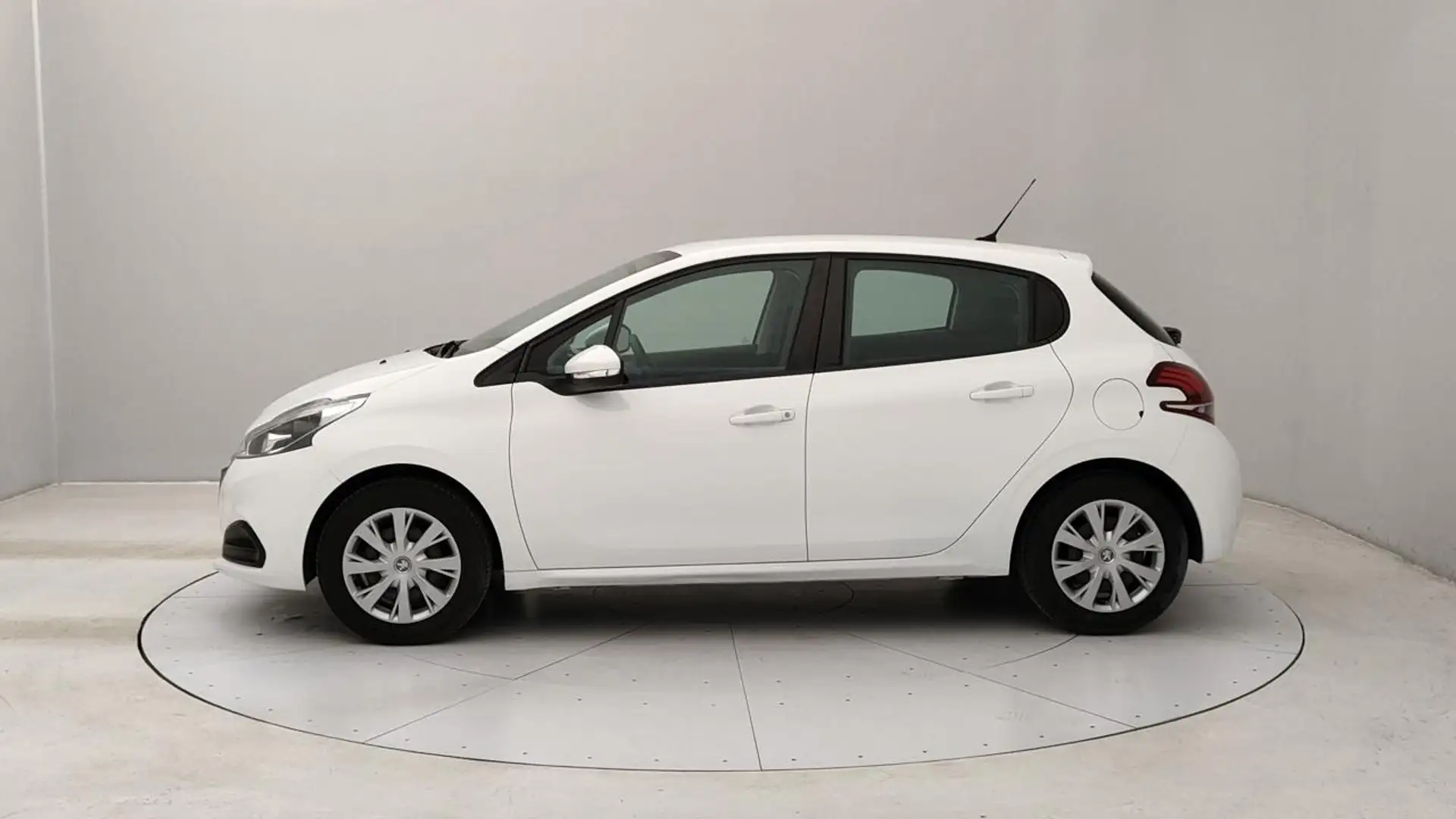Peugeot 208 1.2 puretech Active s&s 82cv 5p neopatentati Bianco - 2
