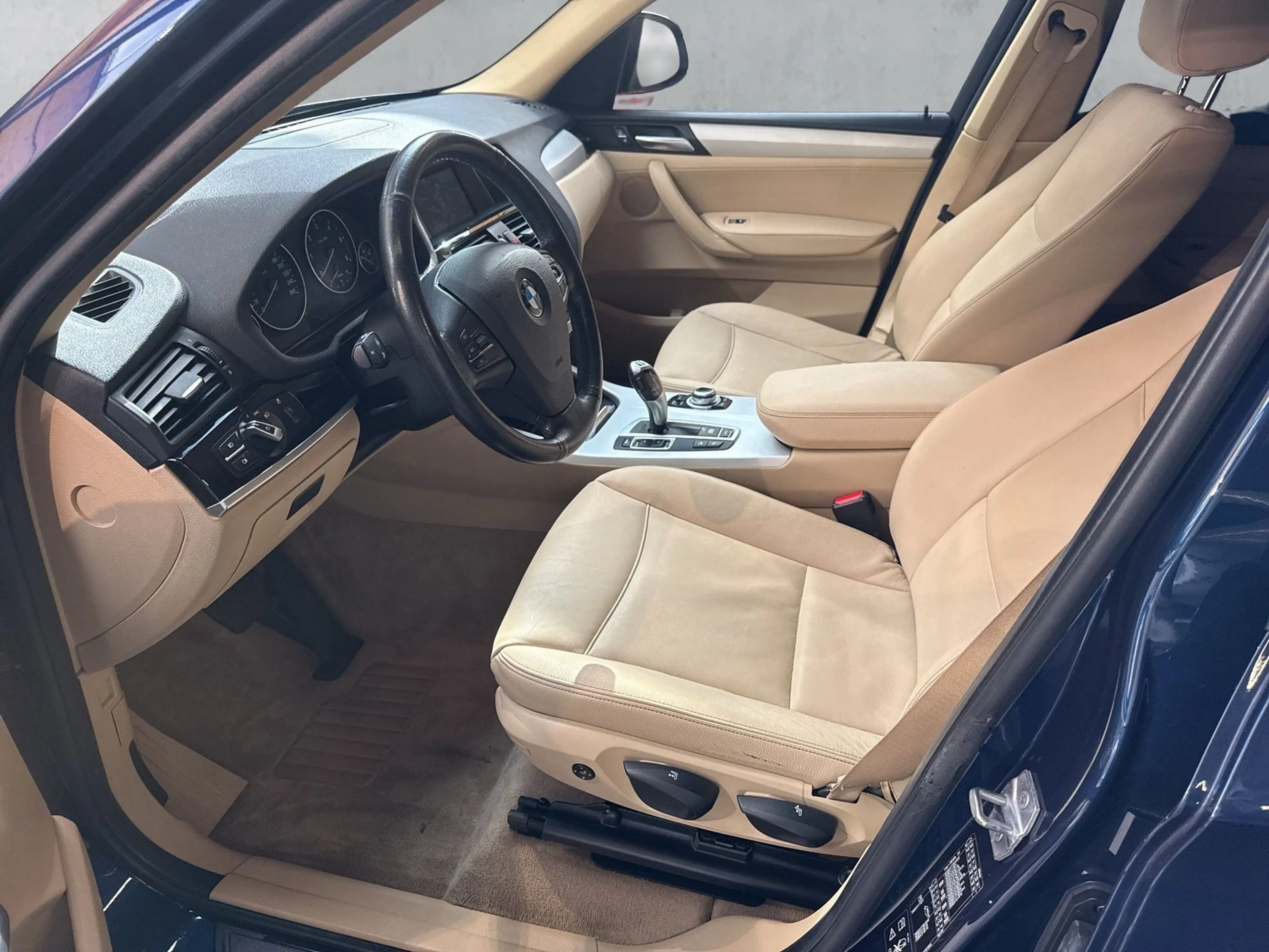 BMW X3 xDrive20d Advantage Bi-Xenon+Leder-Nevada+Navi+MFL — photo 10