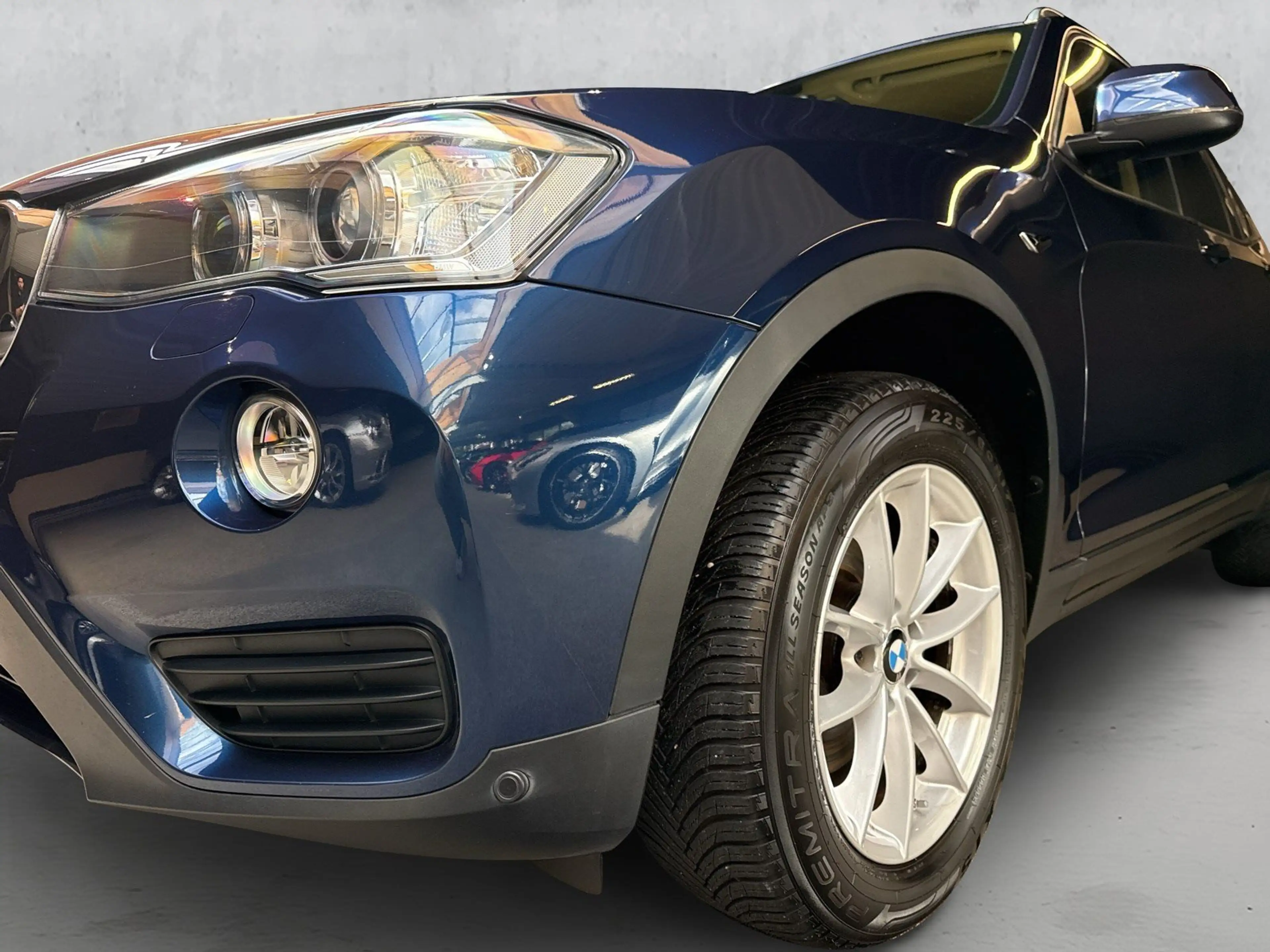 BMW X3 xDrive20d Advantage Bi-Xenon+Leder-Nevada+Navi+MFL — photo 4