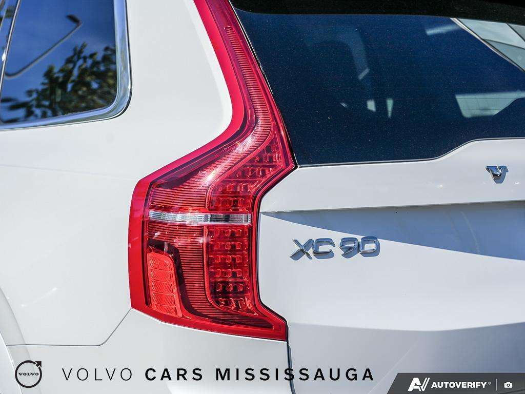 2024 Volvo XC90 Plus Bright Theme thumb 12