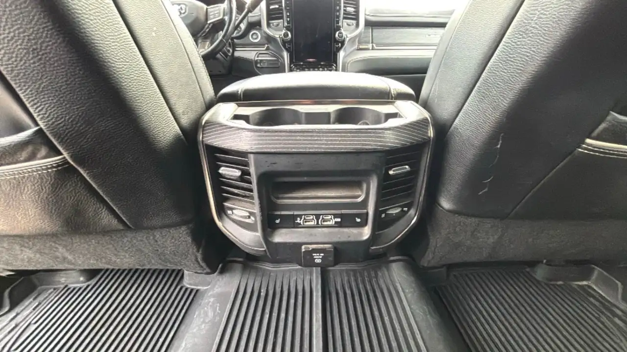 RAM 3500 снимка RAM 3500