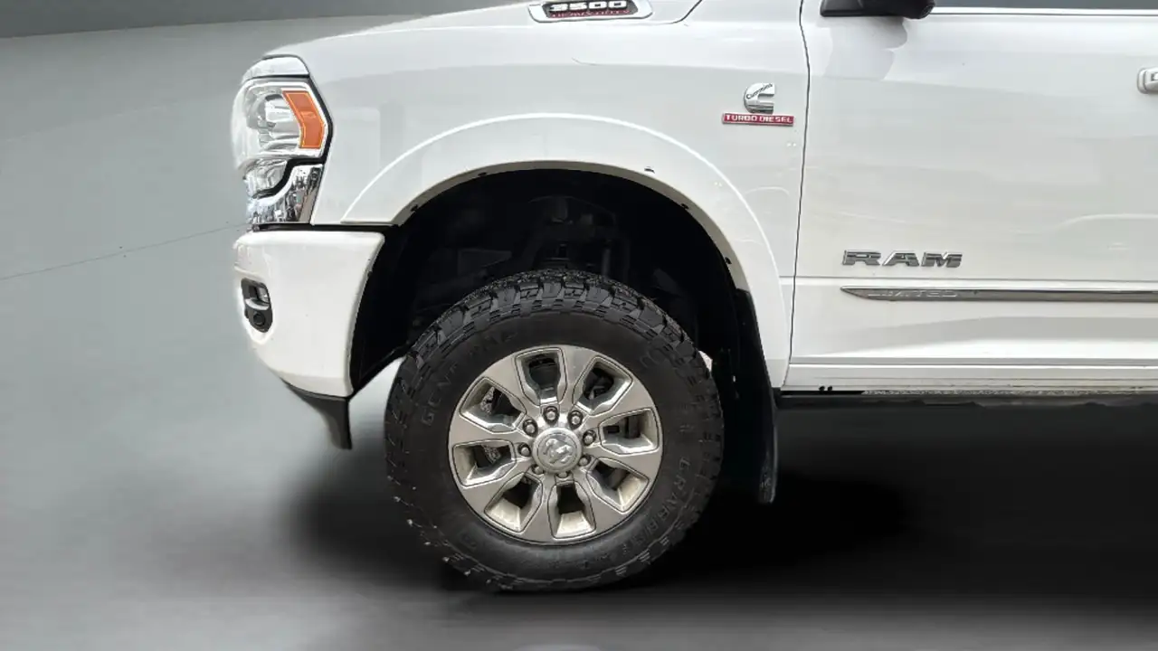 RAM 3500 снимка RAM 3500