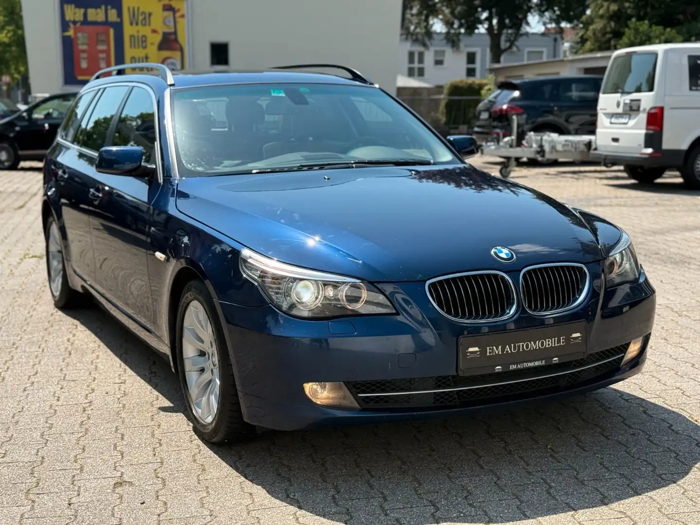 BMW 525 d*2.Hand*Unfallfrei*Hu Neu*Pano*InspektionNEU Bleu - 1