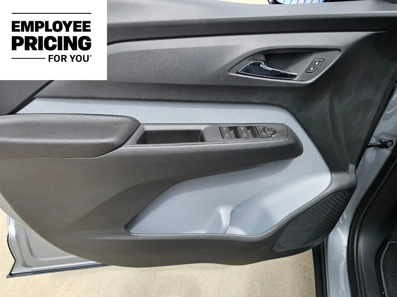 Chevrolet Bolt photo Chevrolet Bolt
