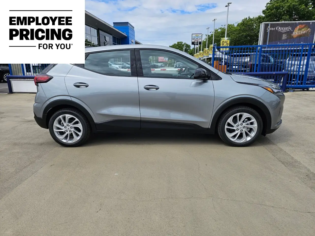 Chevrolet Bolt photo Chevrolet Bolt