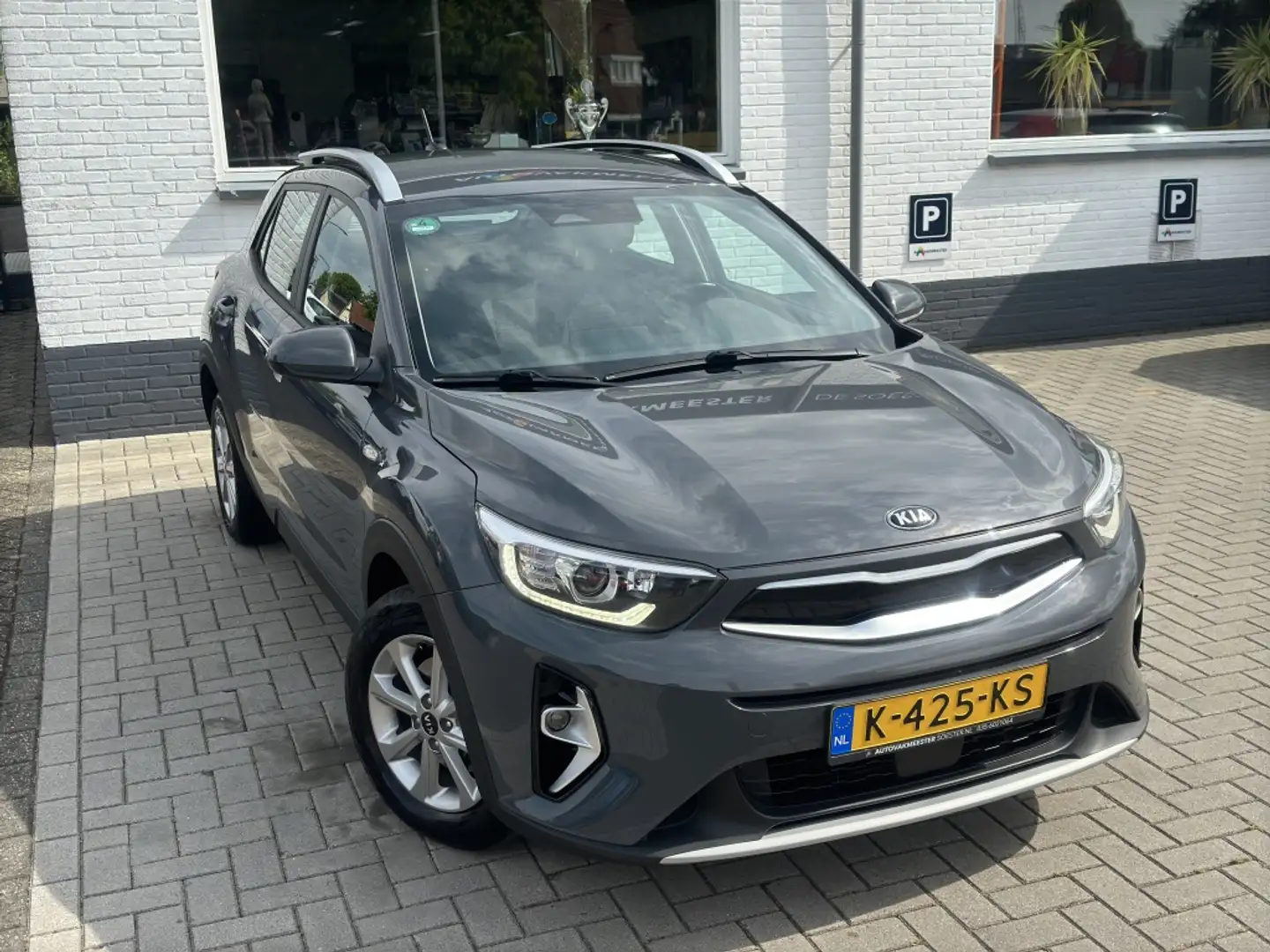 Kia Stonic 1.0/AUTOMAAT/TREKHAAK/ 1E EIGENAAR/RIJKLAAR/CARPLA Gris - 2
