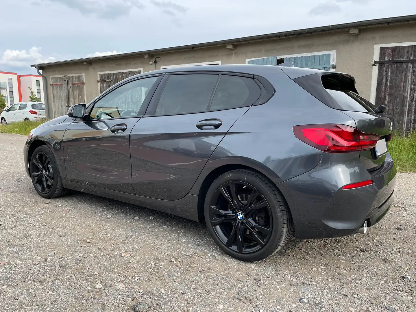BMW 118 118d Sport Line Grau - 2