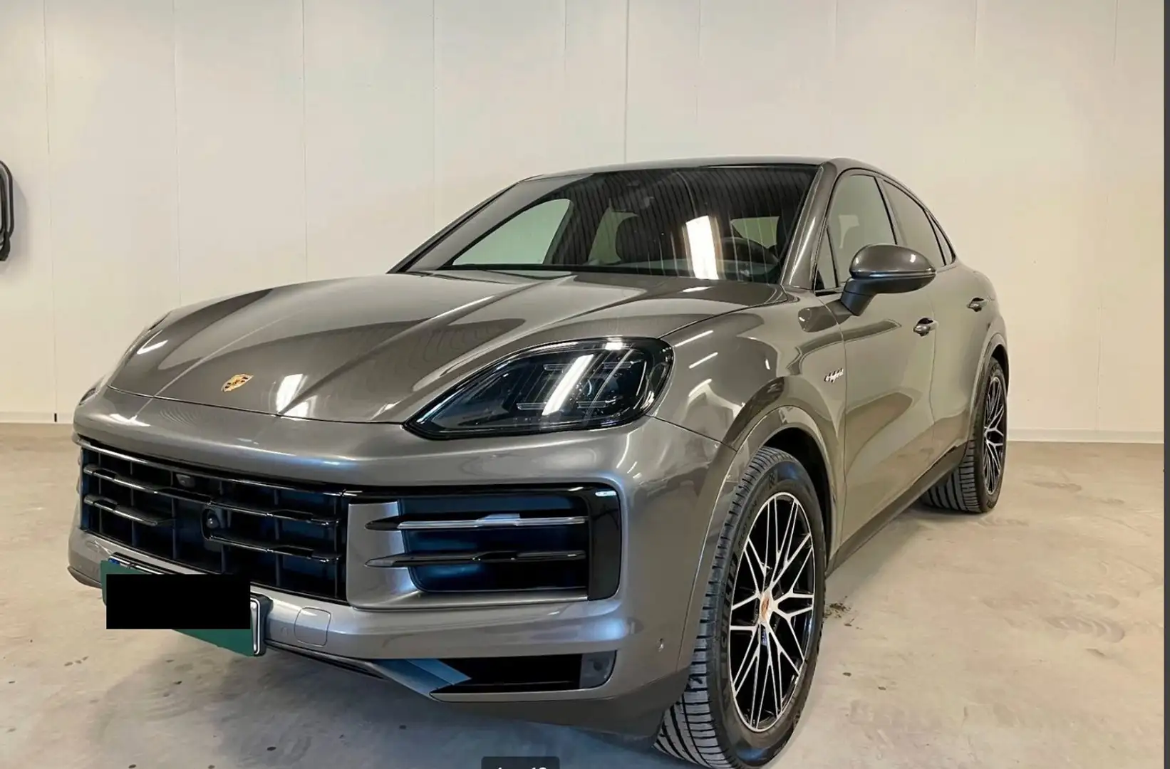 Porsche Cayenne Coupe E-Hybrid Grau - 2