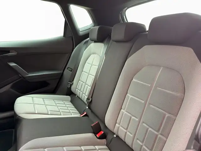 SEAT Arona view 10