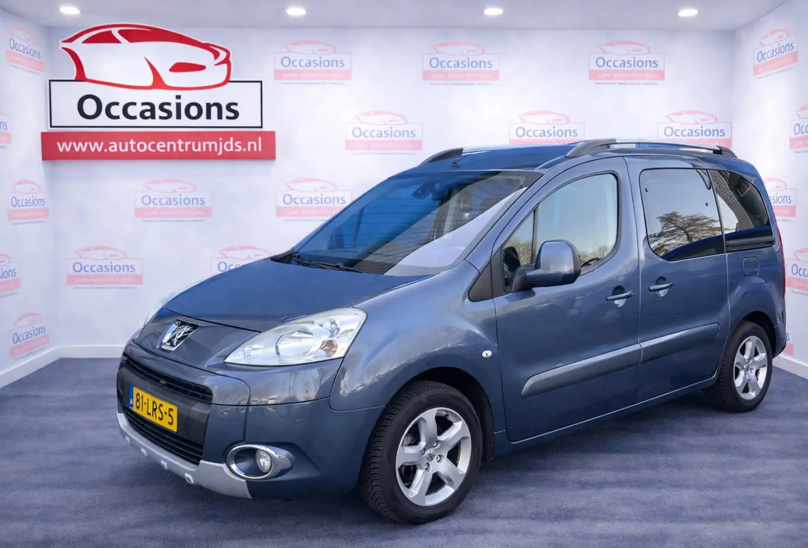 Peugeot Partner Tepee 1.6 VTi XT Executive Blau - 1