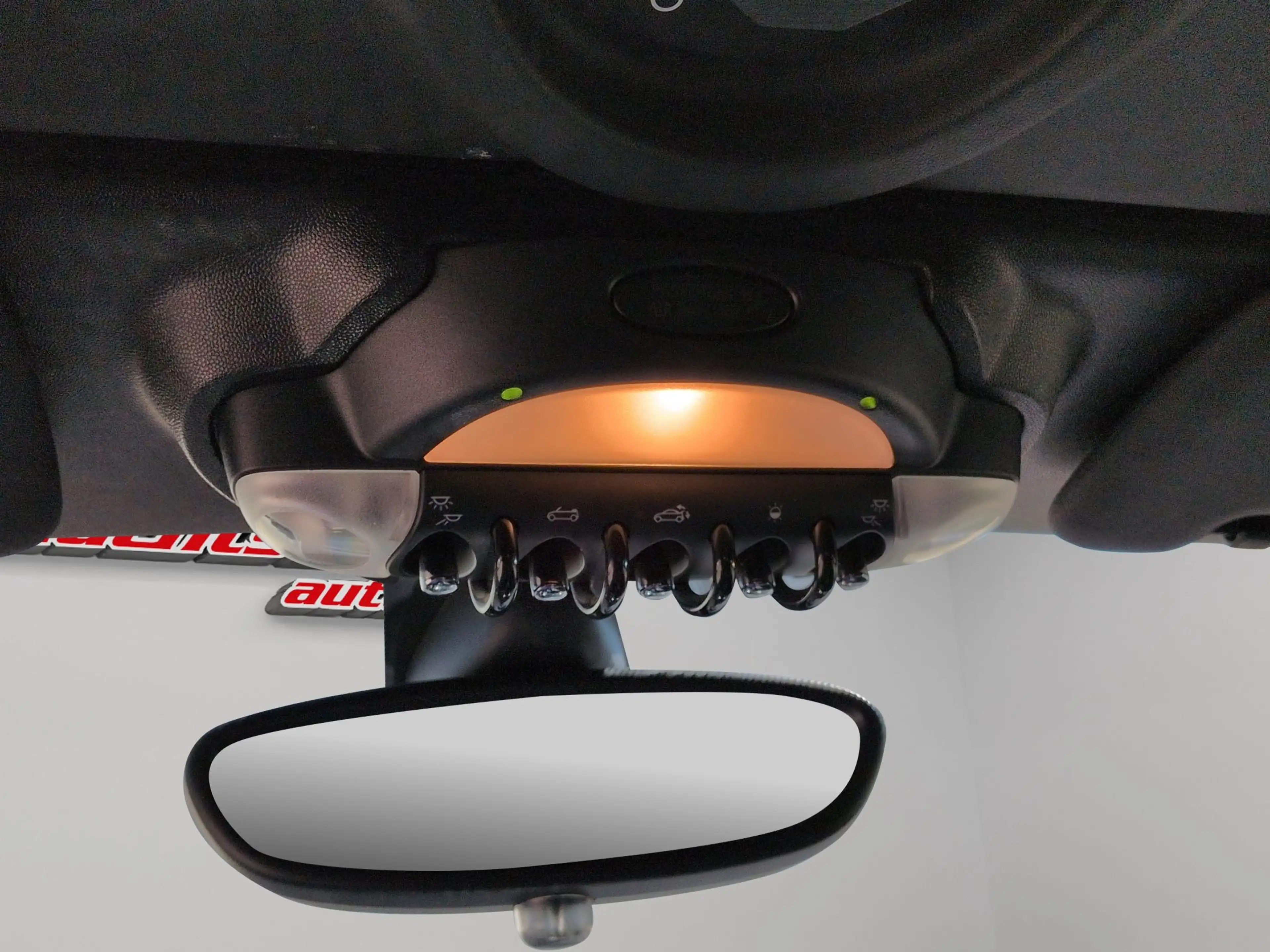 MINI John Cooper Works Cabrio Cabrio John Cooper Works+Chili+Harman+Wired — photo 12