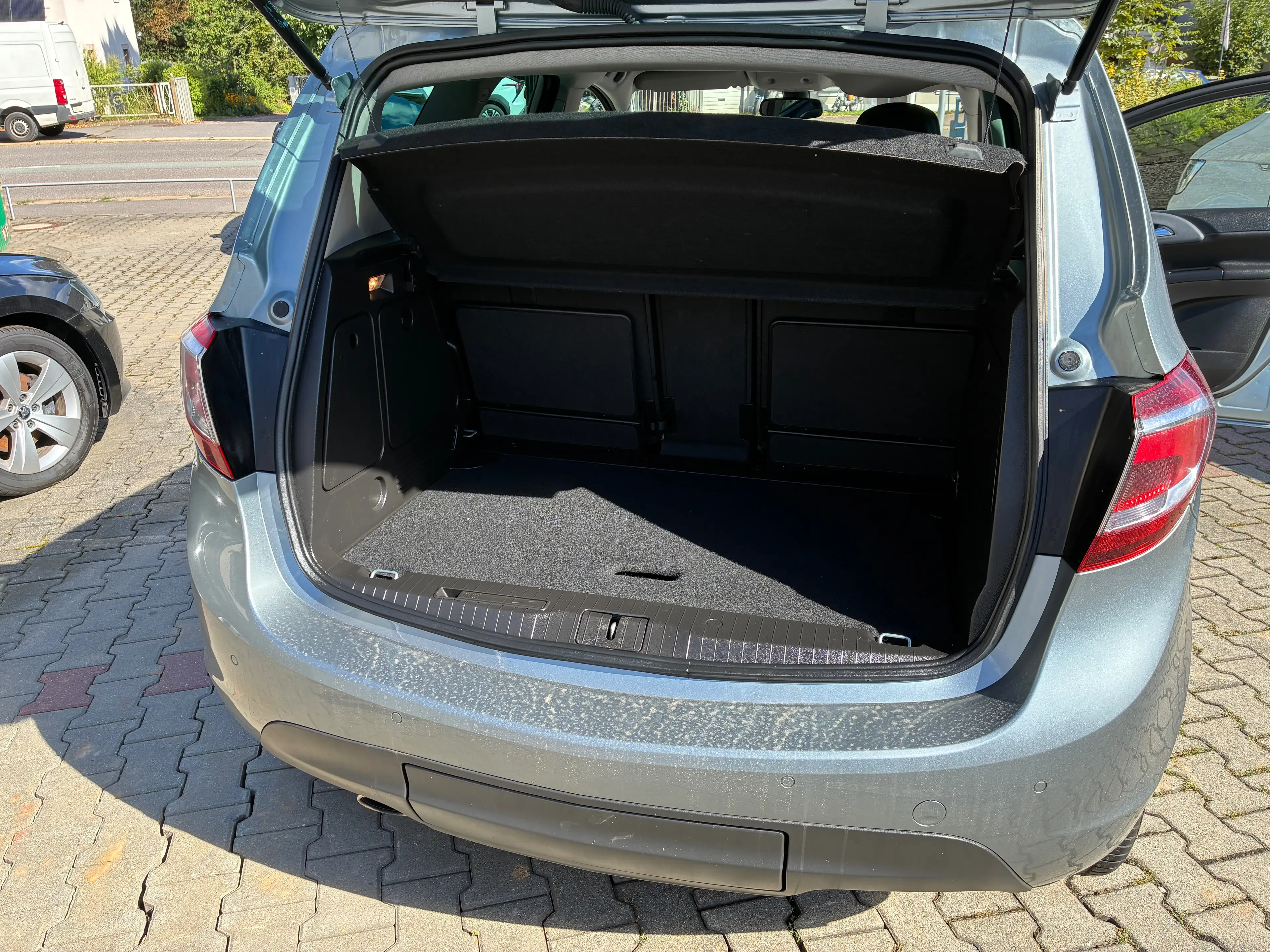 Opel Meriva Innovation / FlexFix / 1. Hand — photo 12