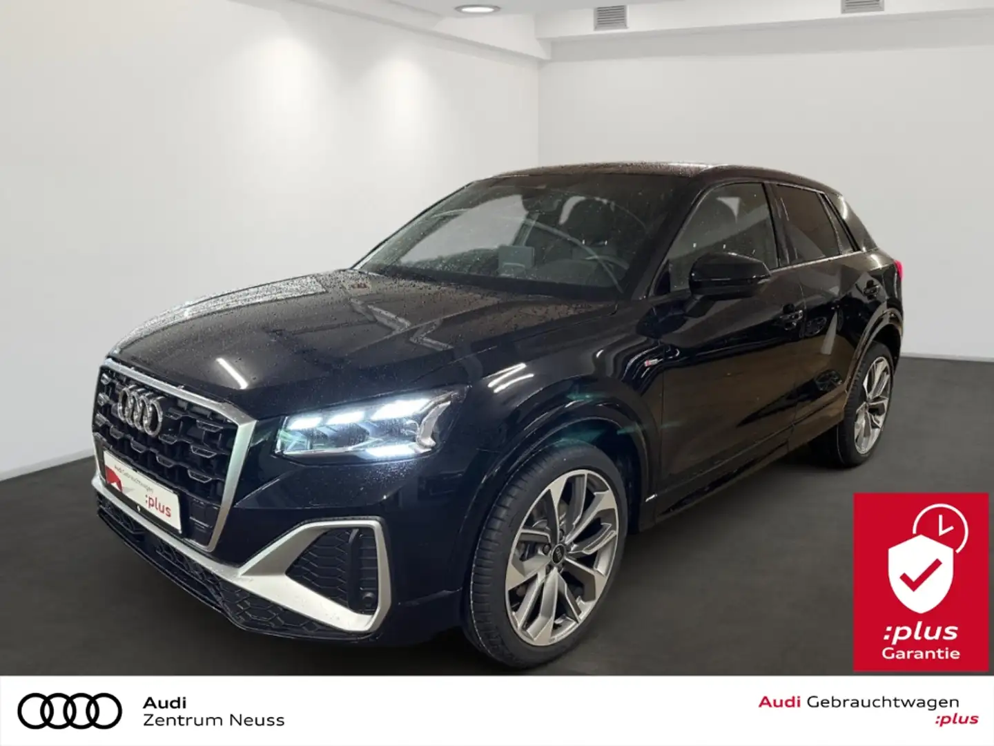 Audi Q2 S line 30 TFSI Schaltgetriebe Schwarz - 1