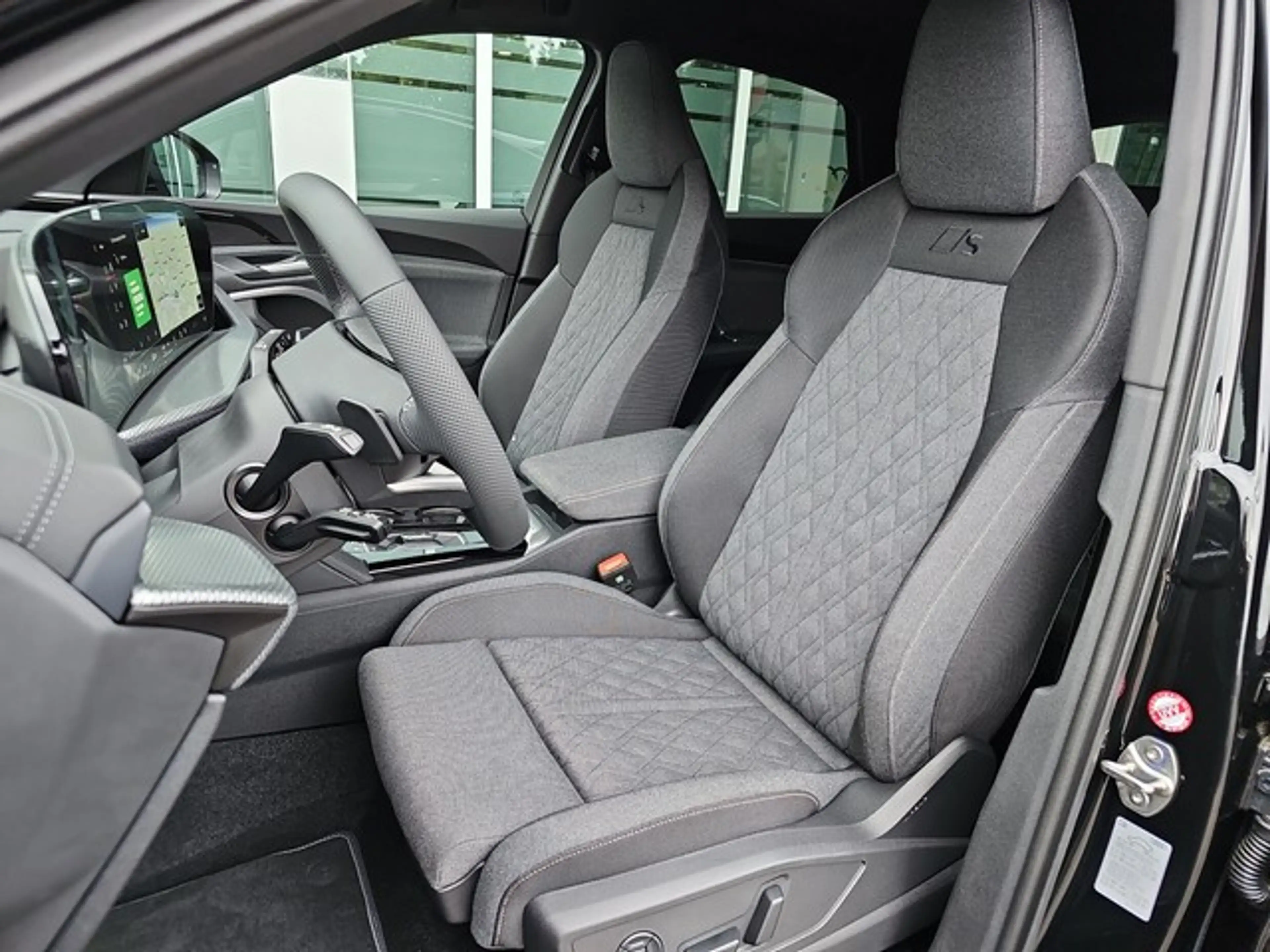 Audi Q5 Sportback 2.0 TDI quattro S tronic AHK Matrix — photo 20