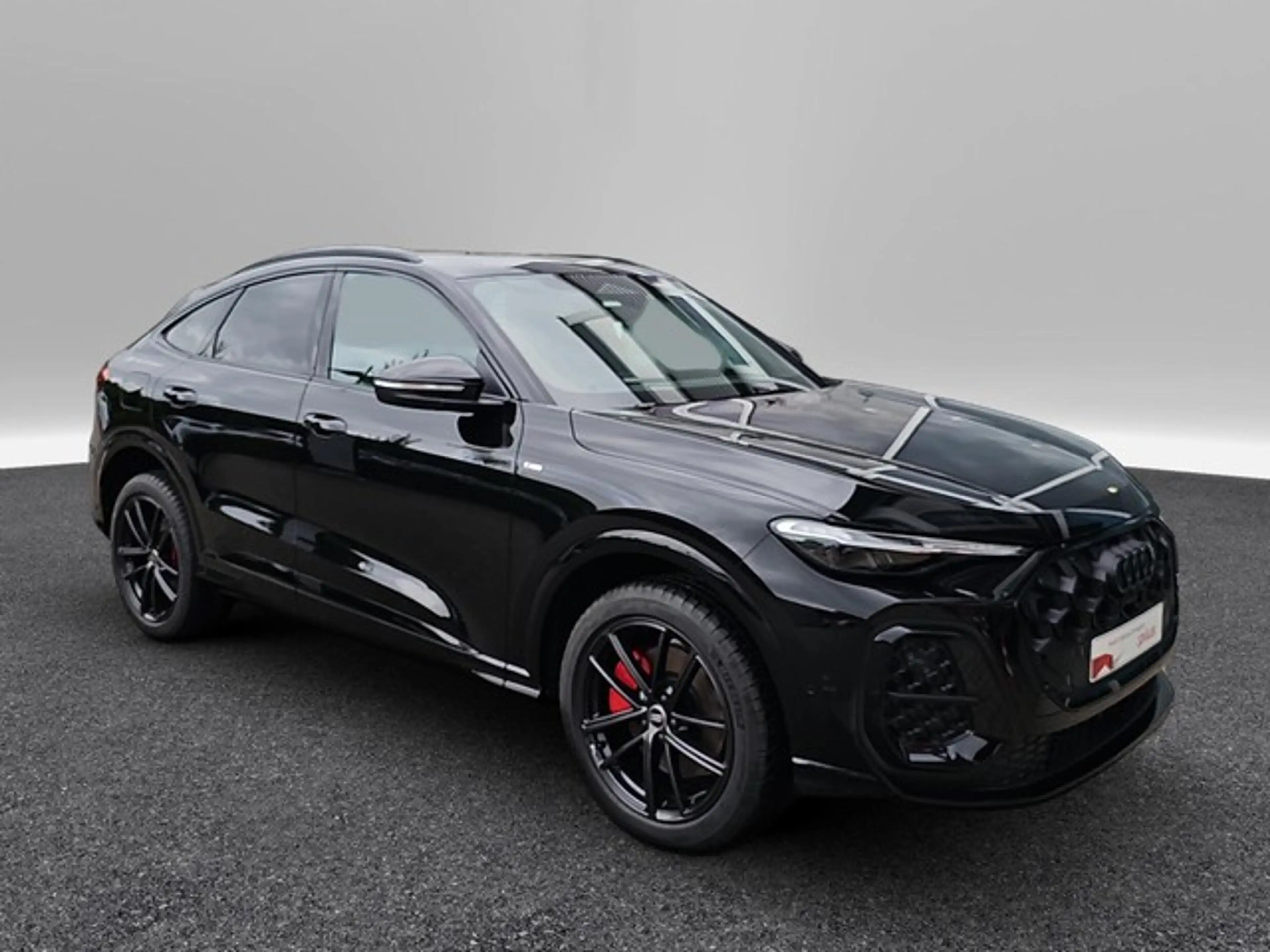 Audi Q5 Sportback 2.0 TDI quattro S tronic AHK Matrix — photo 2