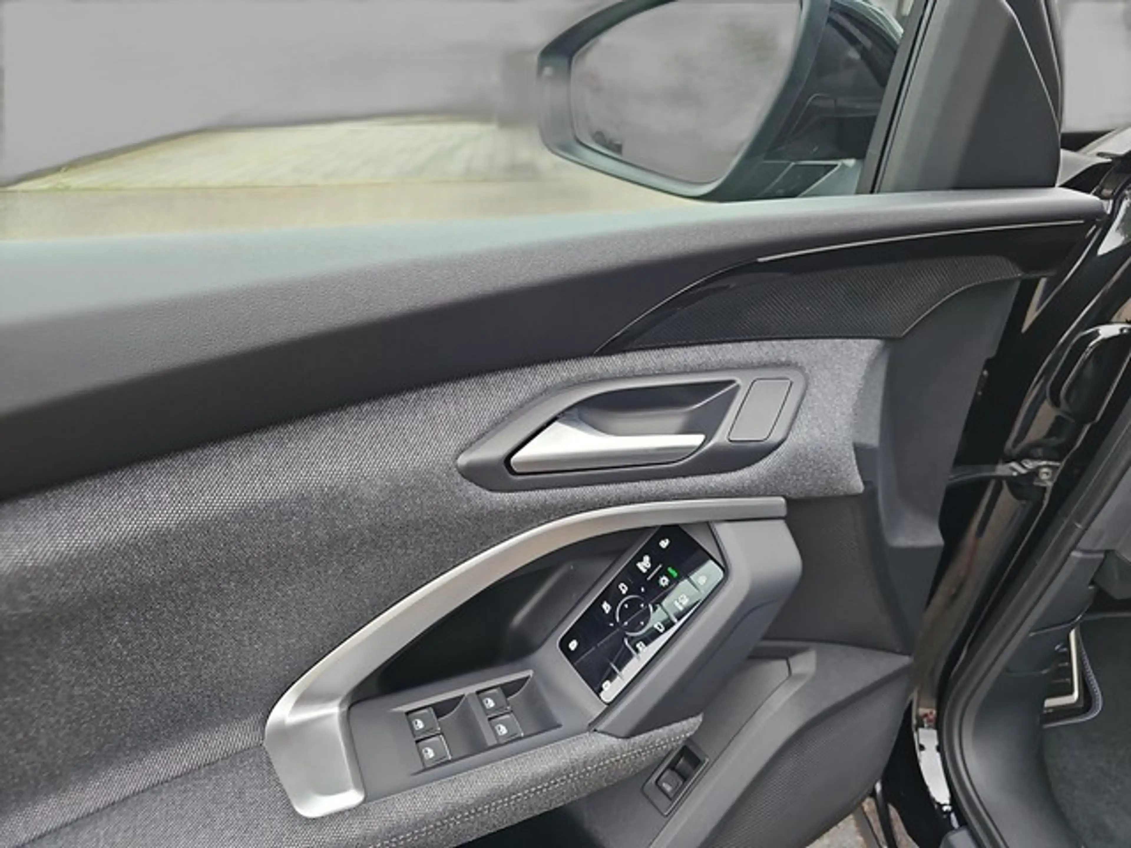 Audi Q5 Sportback 2.0 TDI quattro S tronic AHK Matrix — photo 19