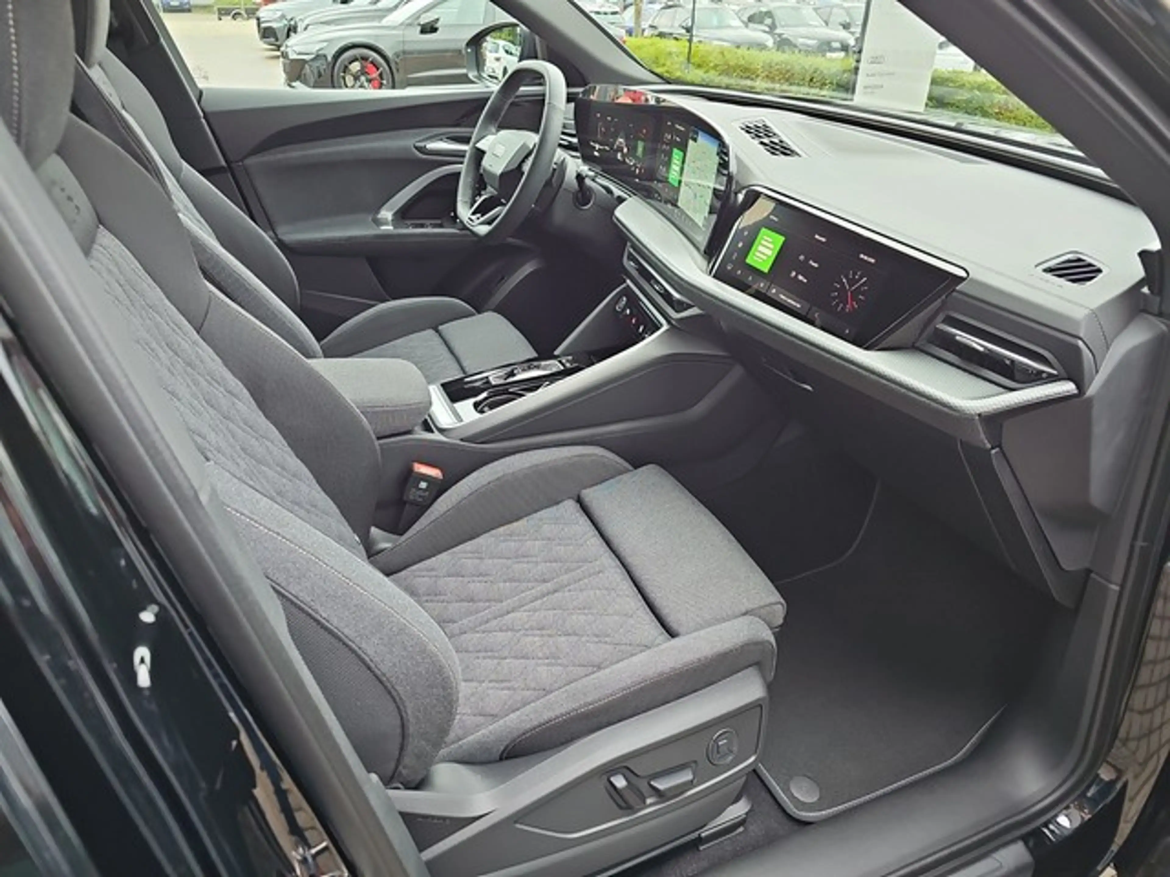 Audi Q5 Sportback 2.0 TDI quattro S tronic AHK Matrix — photo 22