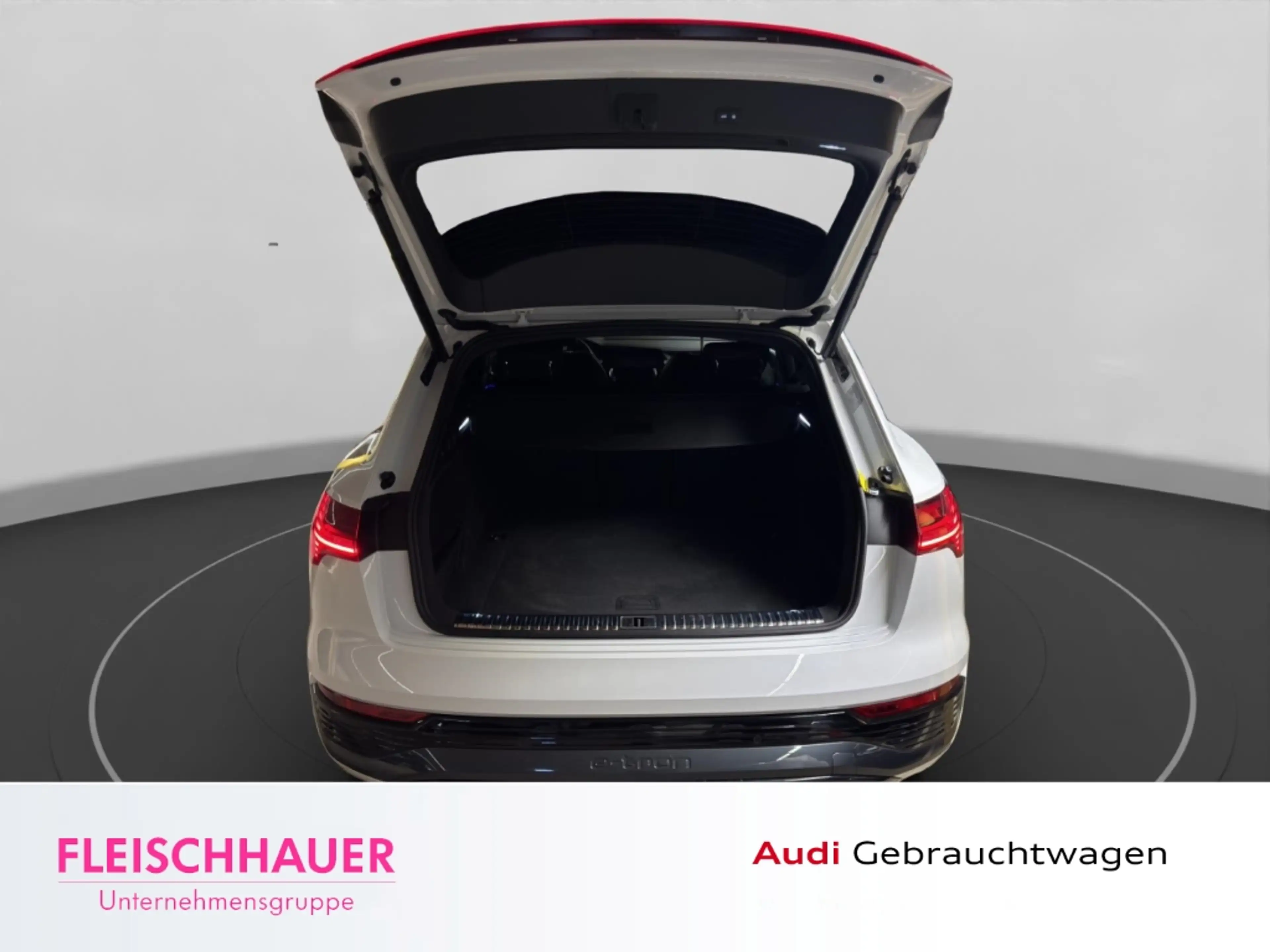 Audi Q8 e-tron 50 quattro S line MATRIX+360+ACC+NAVI+B&O+AHK+ASSI — photo 17