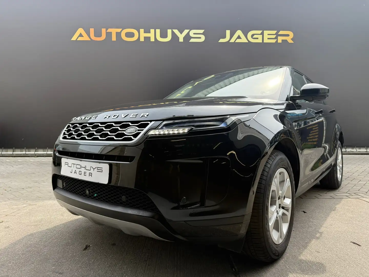 Land Rover Range Rover Evoque 1.5 P300e AWD S Zwart - 1