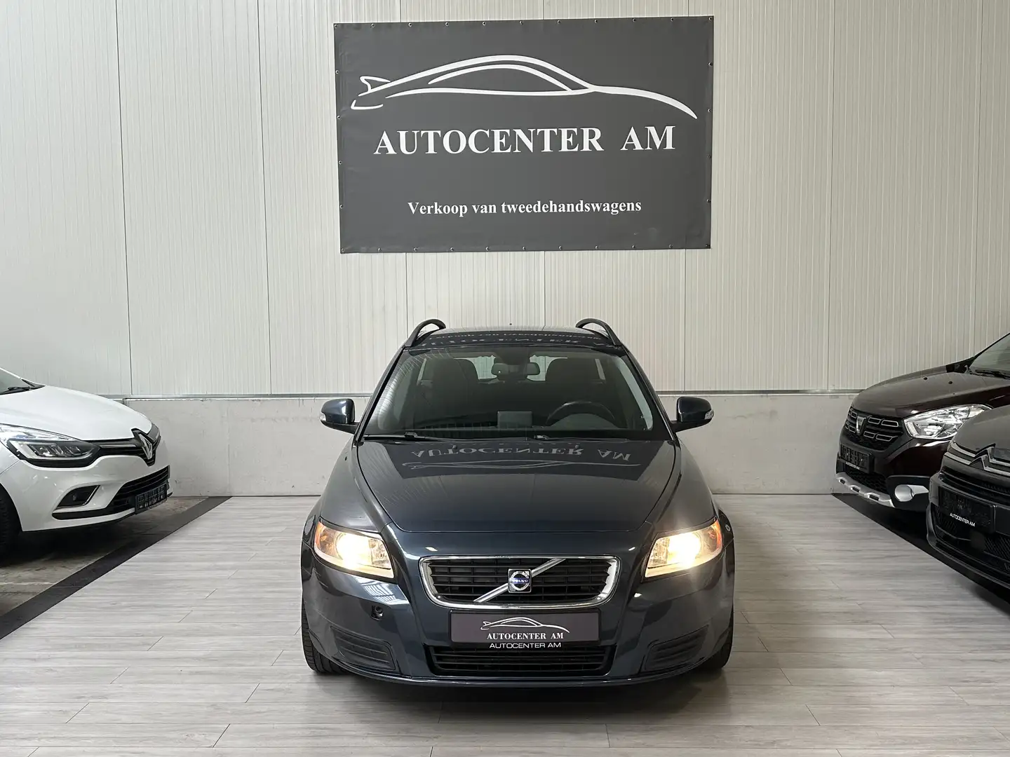 Volvo V50 1.6 D DPF DRIVe NAVI * TREKHAAK 1Ste eigenaar Blauw - 2