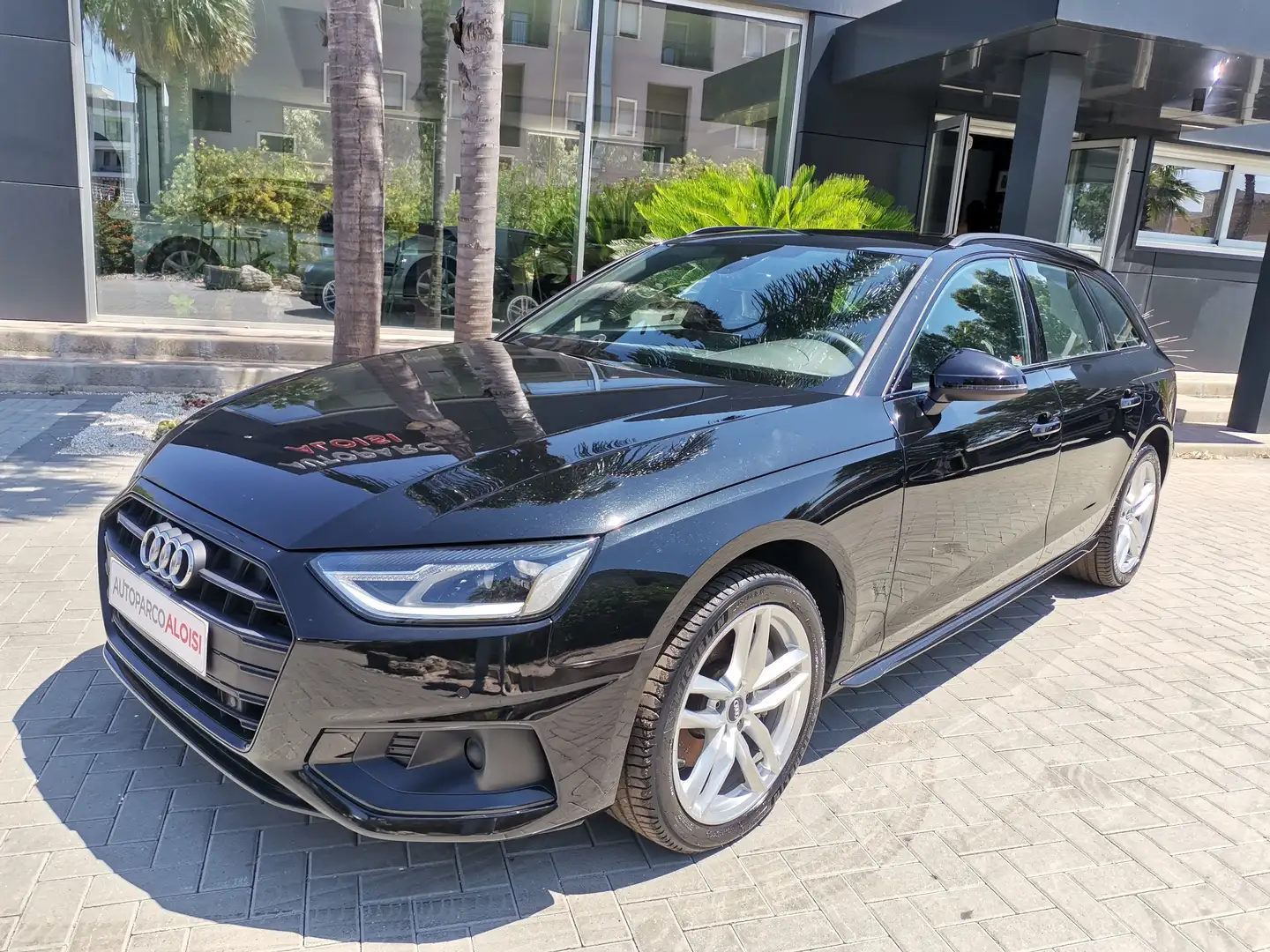 Audi A4 Avant 40 2.0 tdi 190cv s-tronic TOTAL BLACK Nero - 1
