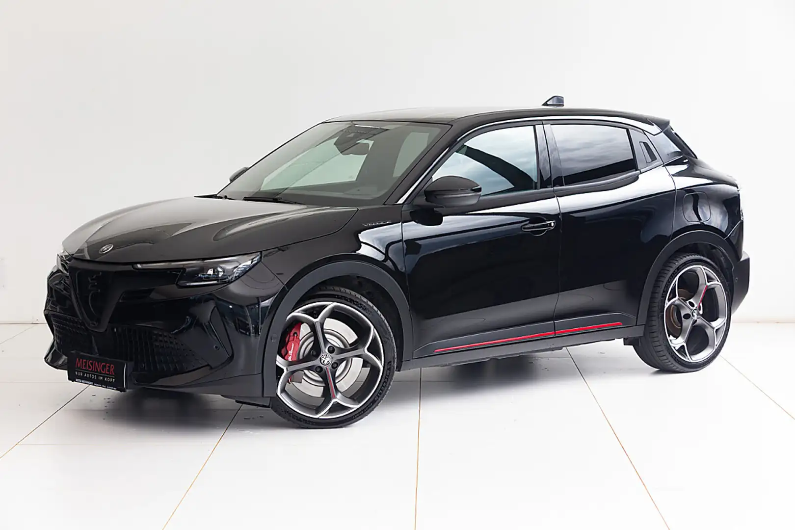 Alfa Romeo Junior Elettrica 280 Batterie 54kWh Veloce Schwarz - 1