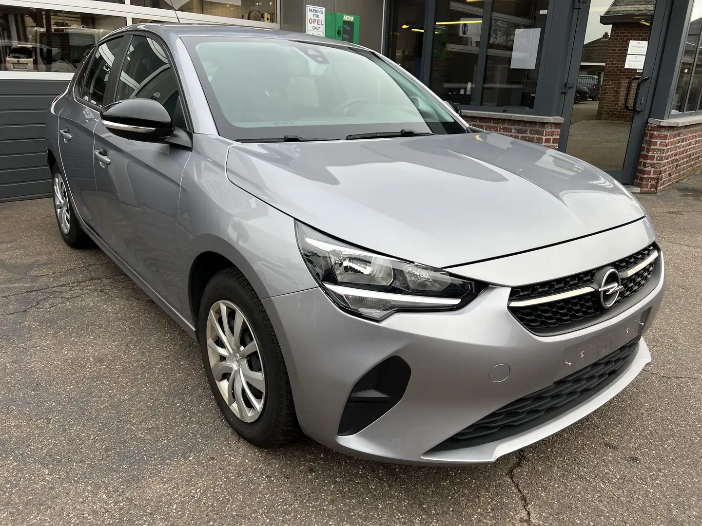 Opel Corsa F 1200 Benzine 5Drs Edition + Parkeersensoren Gris - 1