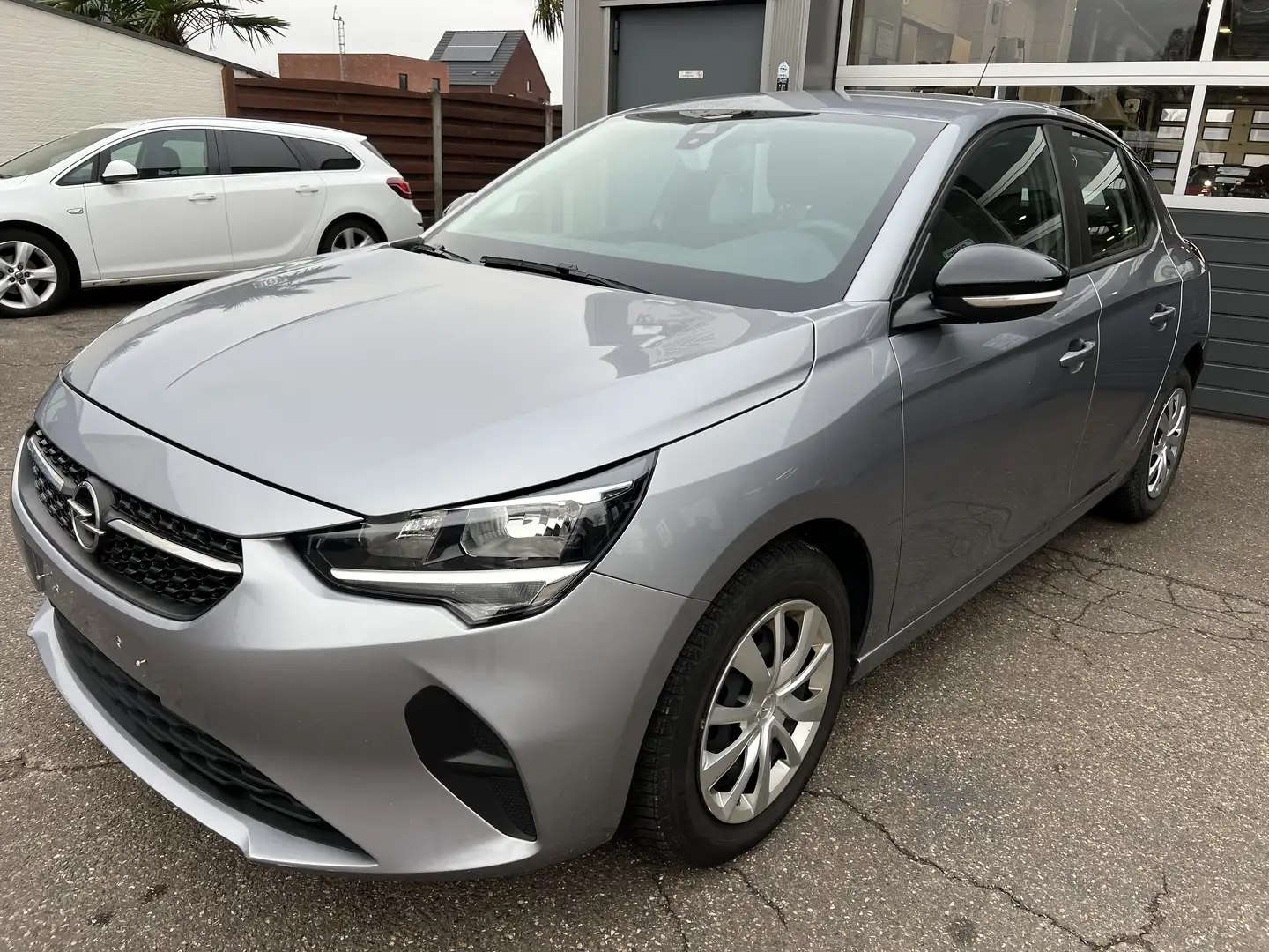 Opel Corsa F 1200 Benzine 5Drs Edition + Parkeersensoren Gris - 2