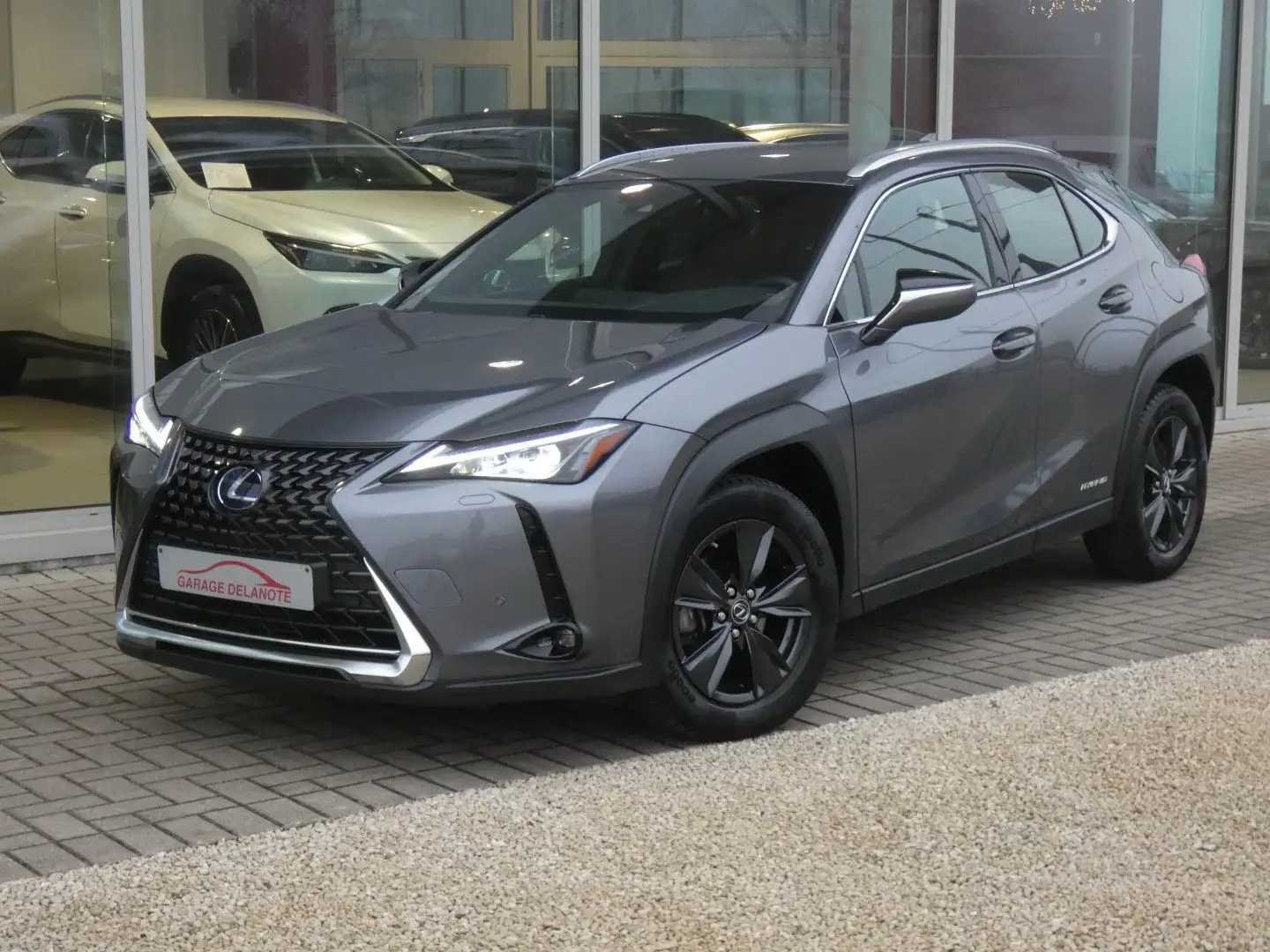 Lexus UX 250h HYBRID *LEDER+ZETELVERW* GPS PARKEERHULP DODEHOEK Gris - 2