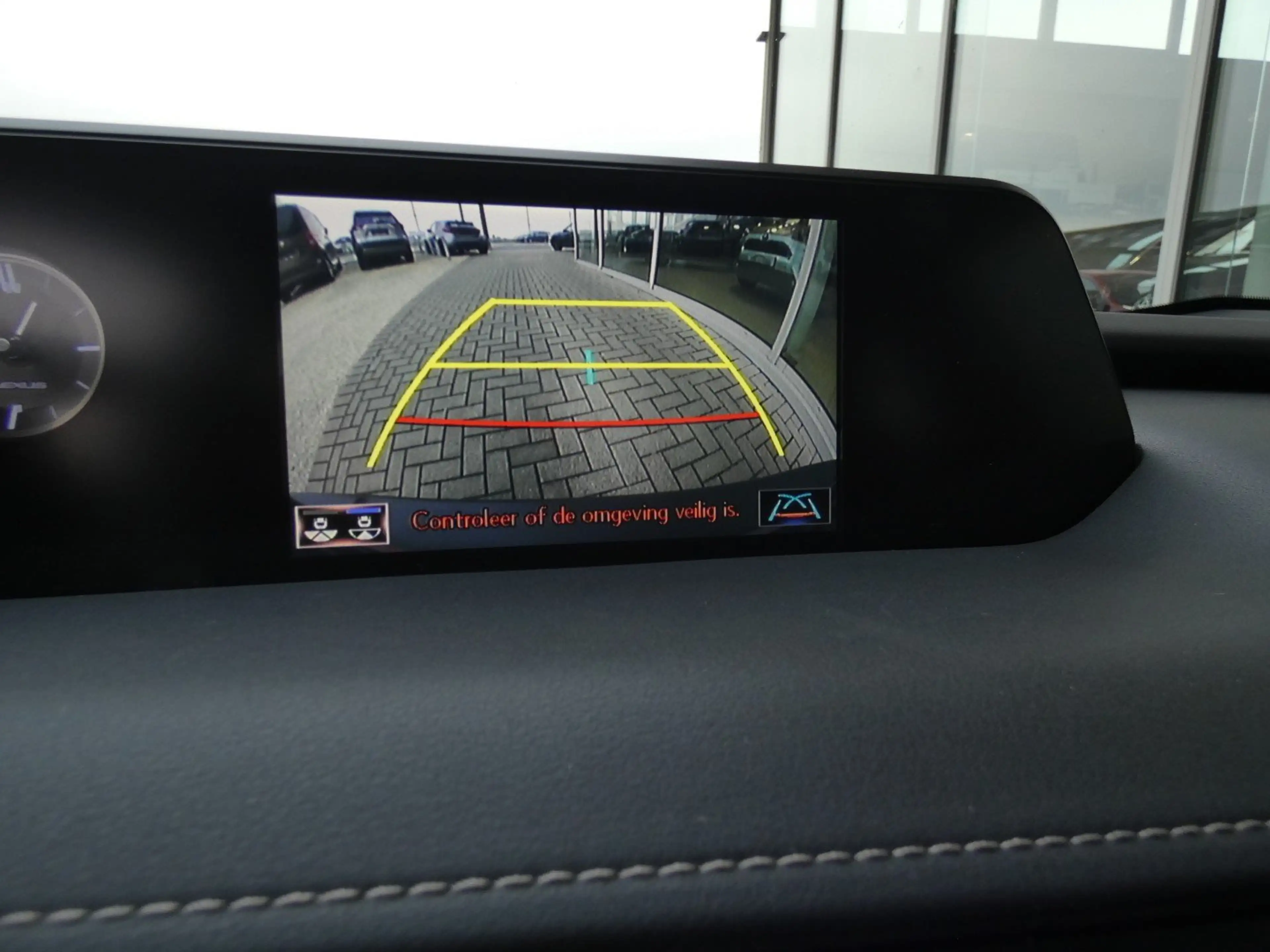 Lexus UX 250h HYBRID *LEDER+ZETELVERW* GPS PARKEERHULP DODEHOEK — photo 12