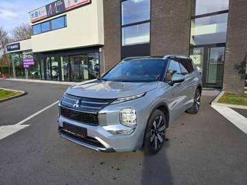 MY 25 - 2.4 PHEV INSTYLE+