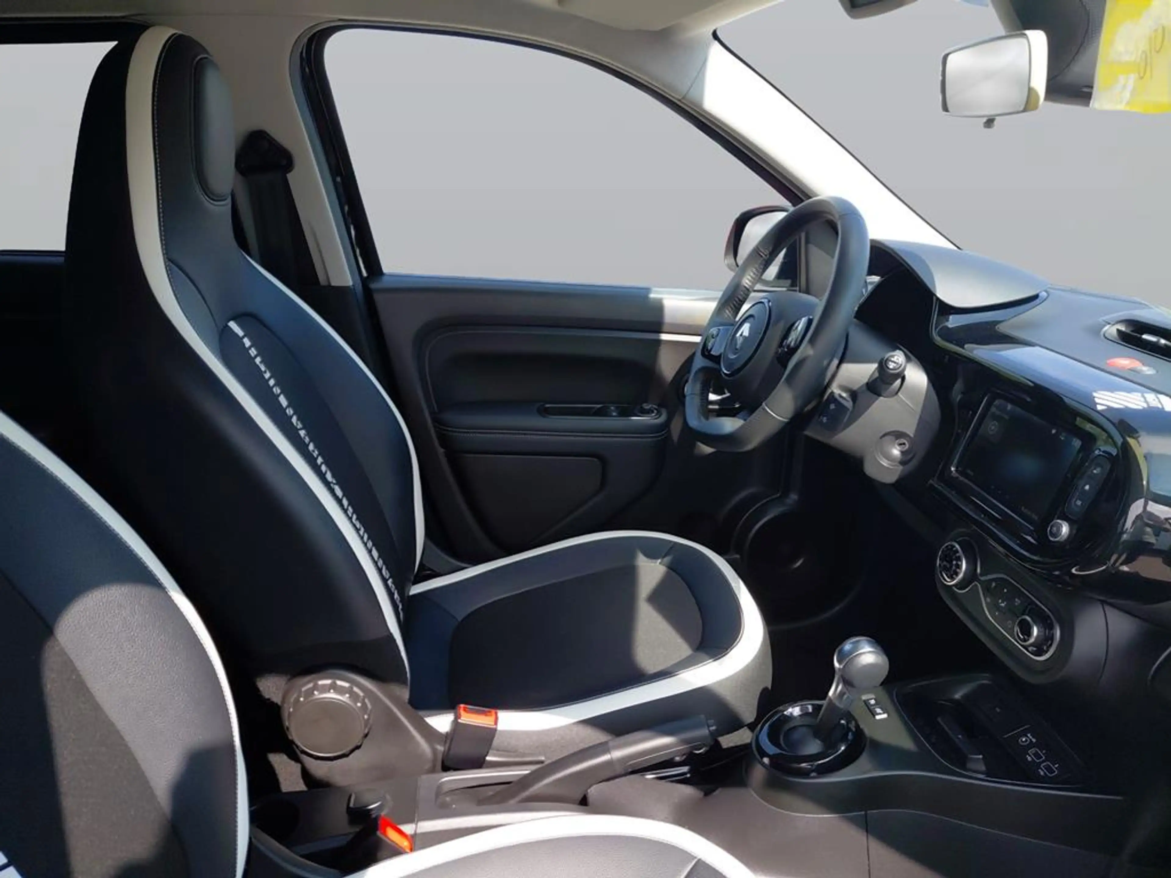 Renault Twingo Twingo Urban Night Electric Faltdach — photo 13