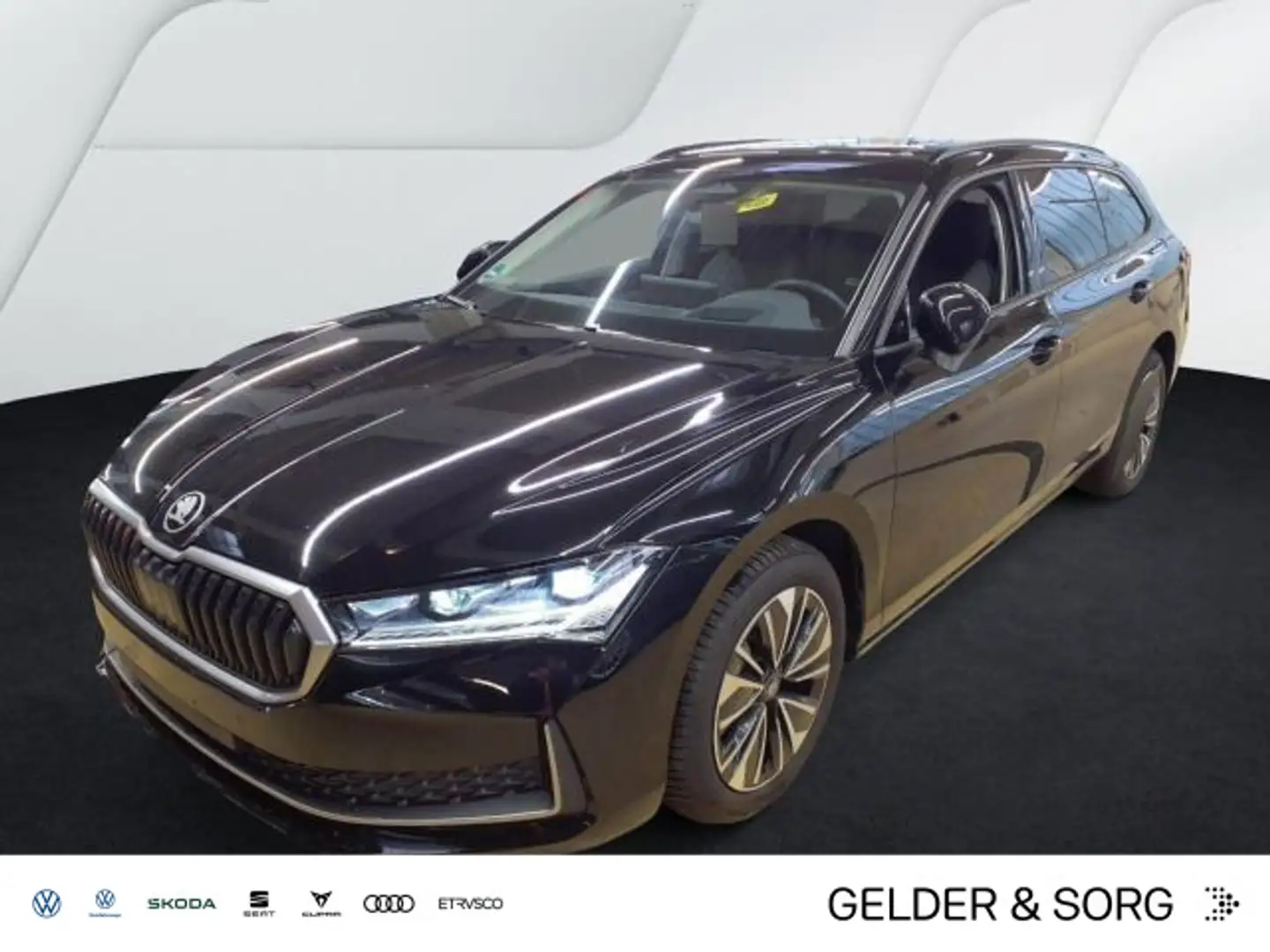 Skoda Superb Combi Selection 2.0 TDI AHK*Pano*Massage Schwarz - 1