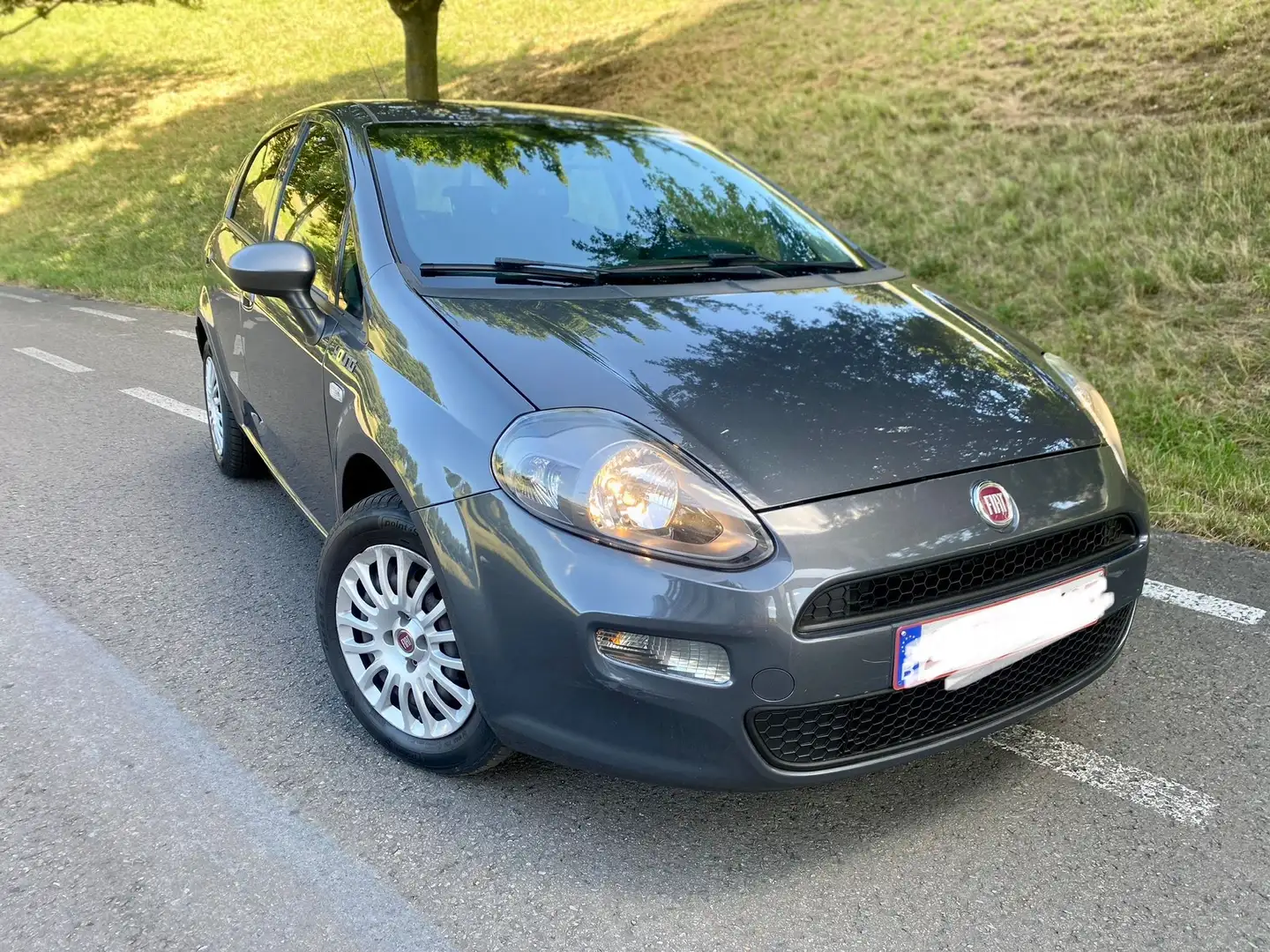 Fiat Punto 1.2i Young euro6b - 1