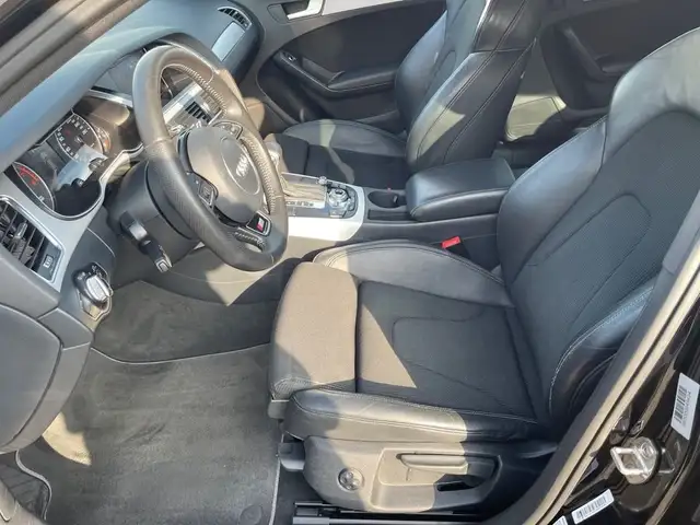 Audi A4 Avant view 9
