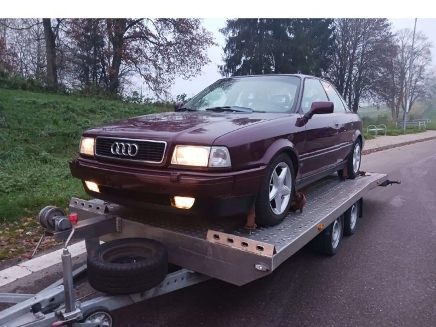 Audi 90 Фіолетовий - 1