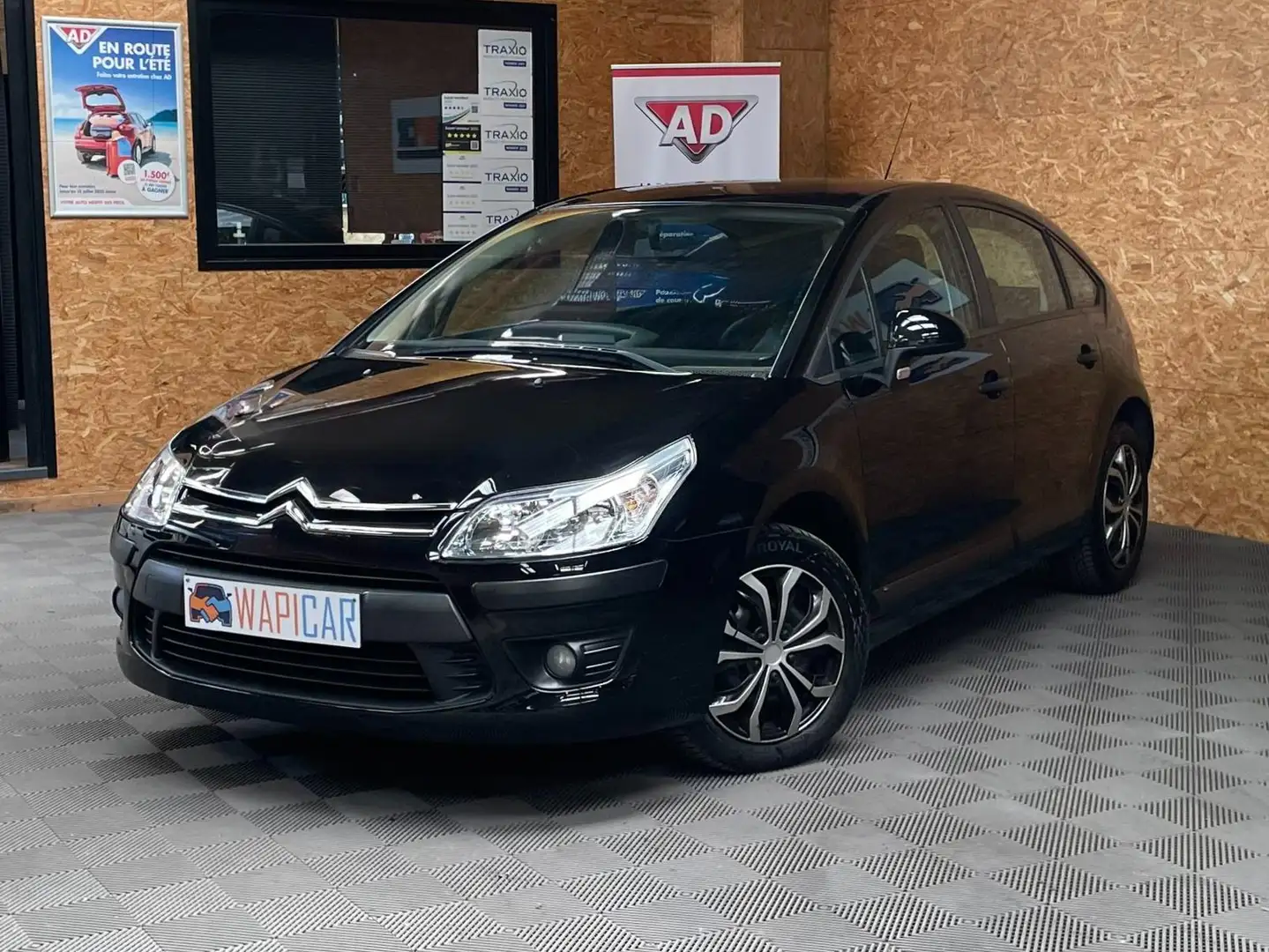 Citroen C4 1.4i Tentation Zwart - 1